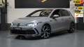 Volkswagen Golf VIII 1.5 eTSI R-Line AUTOMAAT-ACC-AMBIANCE-CAMERA- Grijs - thumbnail 1