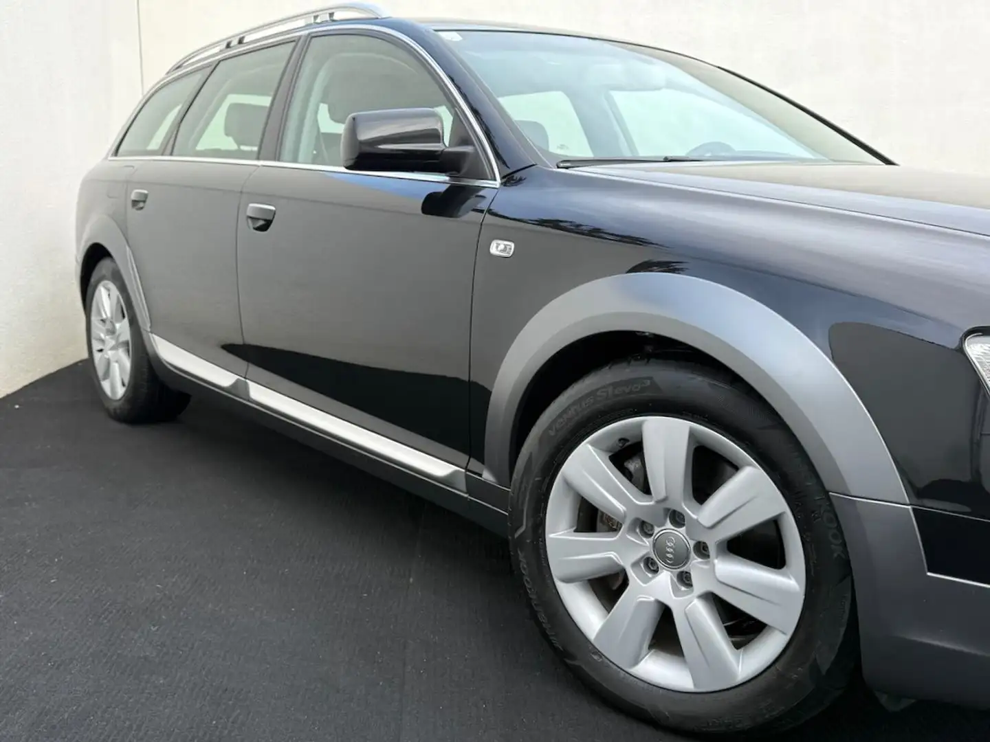 Audi A6 allroad 3.0 TDI Quattro //NUR 78.937KM// Noir - 2