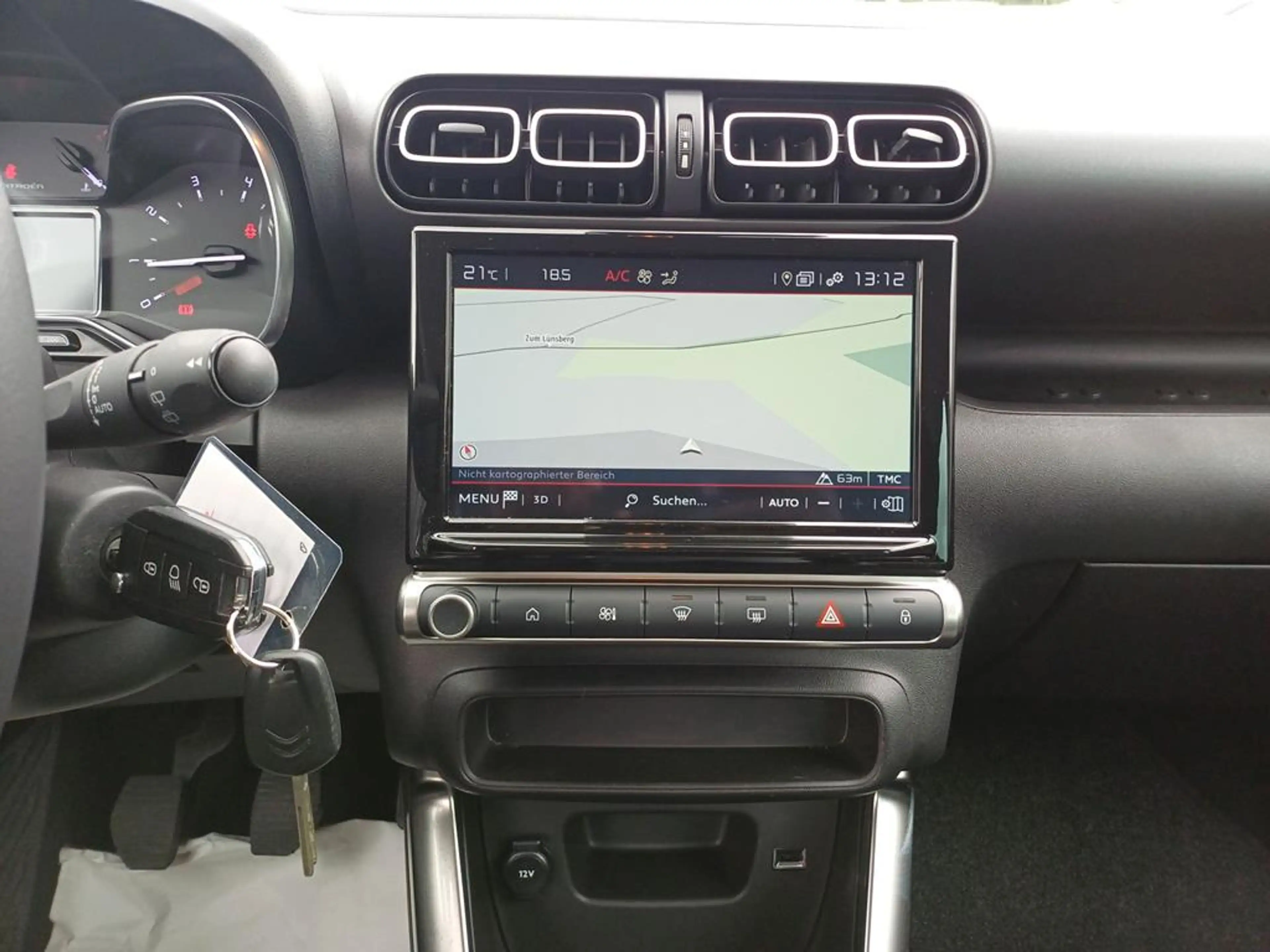 Citroen C3 Aircross PureTech 110 S&S Shine — photo 11