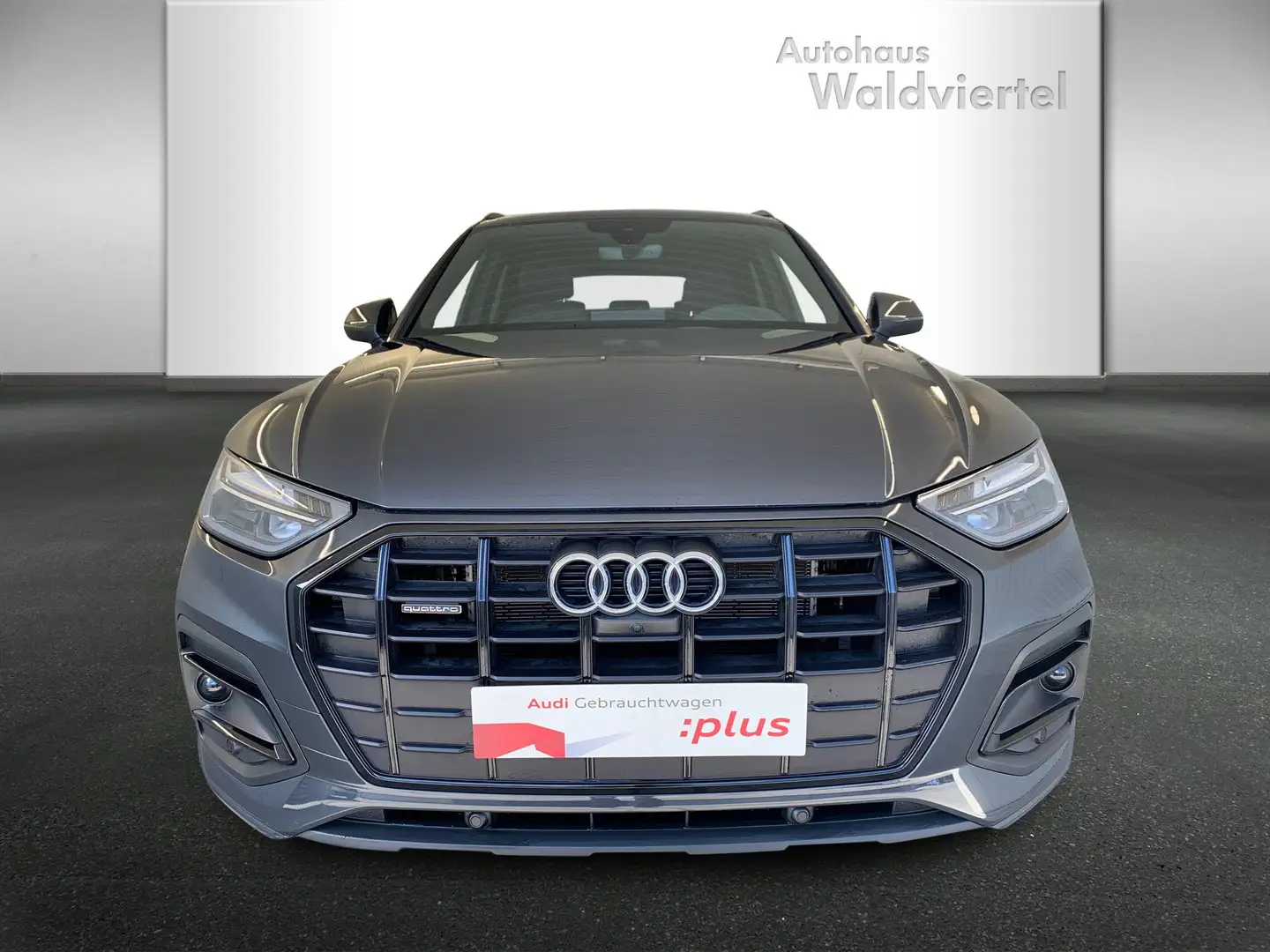 Audi Q5 50 TFSI e quattro advanced Grau - 2
