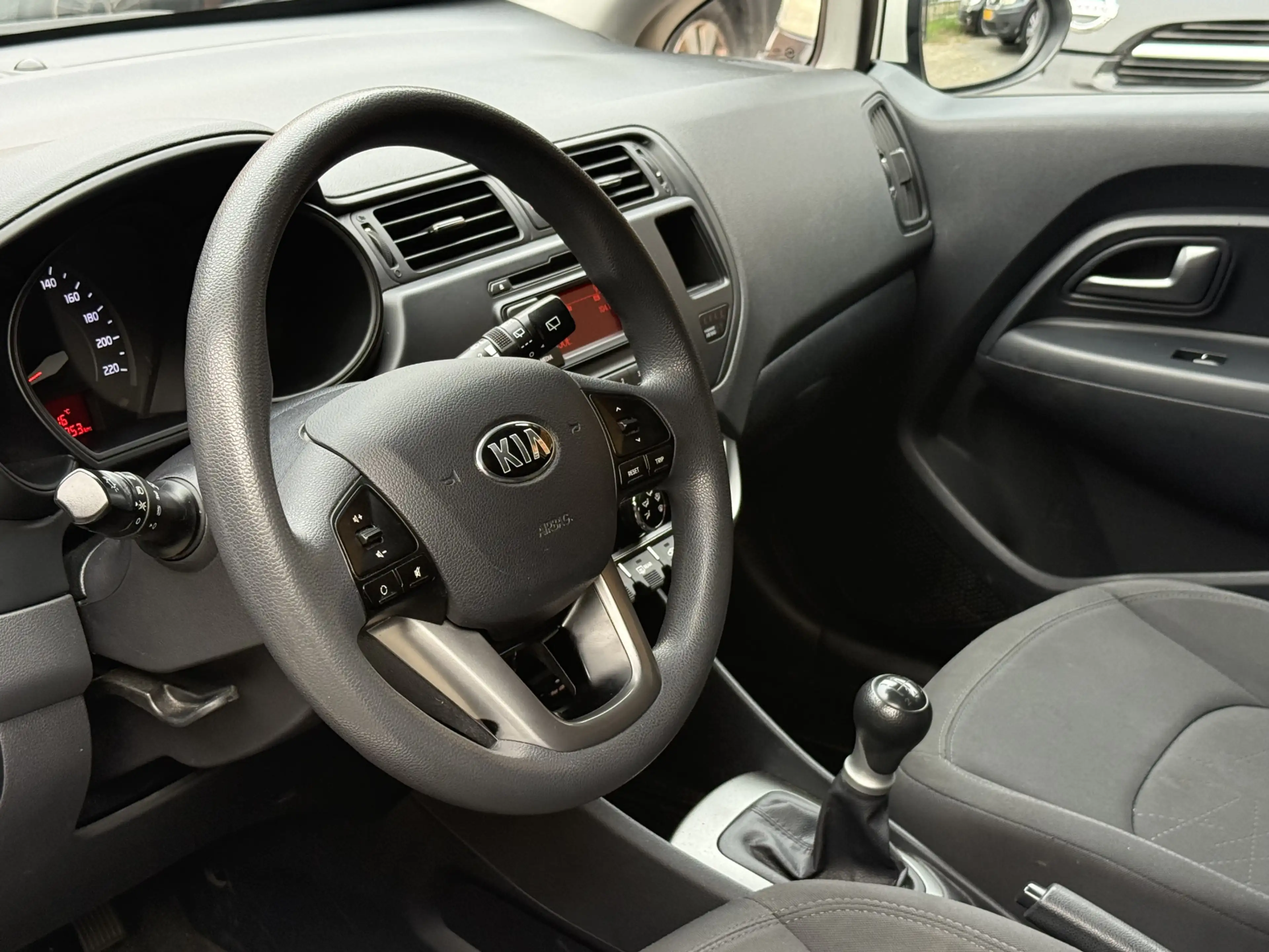 Kia Rio 1.2 CVVT Plus Pack AIRCO/ELEKR/CENTV/NAP/MFS/AUTO- — photo 13