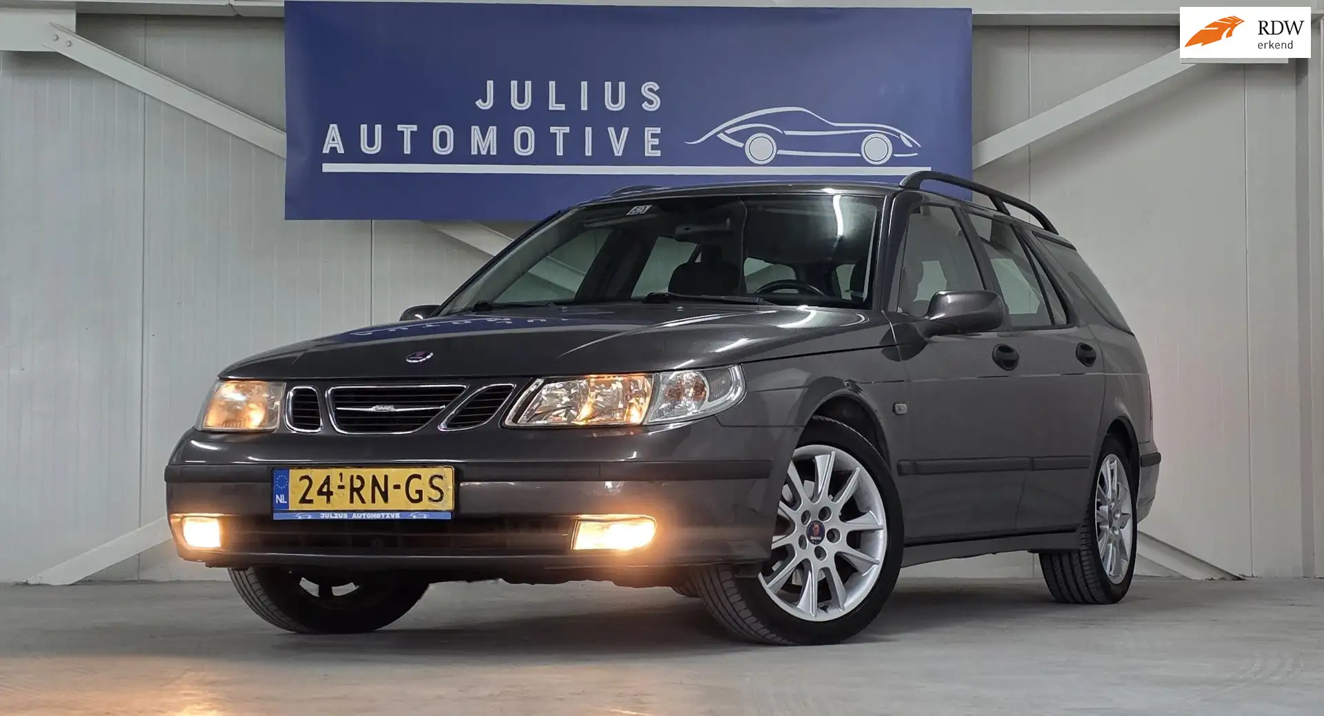 Saab 9-5 Estate 2.3t Linear Business Pack Trekhaak A/T Orig Gris - 1