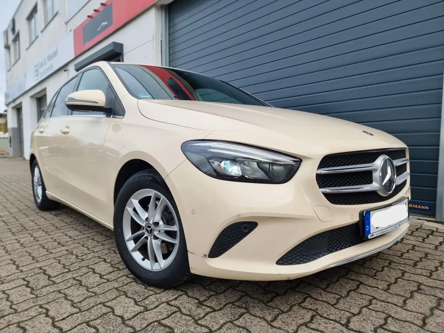 Mercedes-Benz B 180 CDI AT-Motor mit 61.200 Km/ - 2