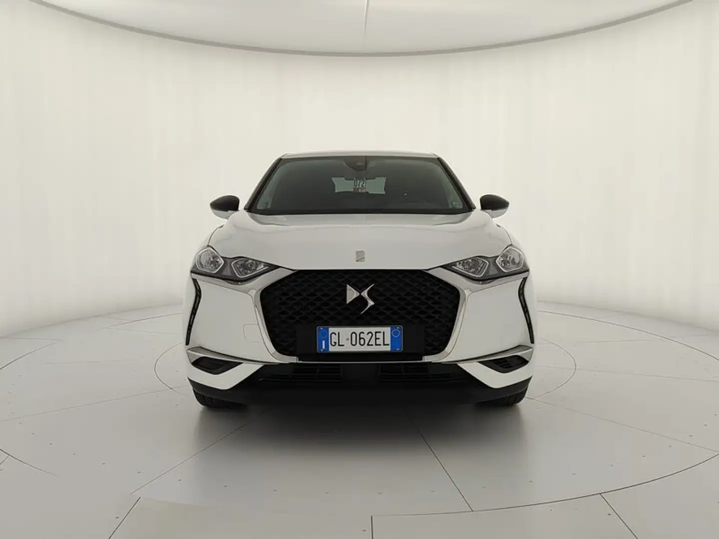 DS Automobiles DS 3 Crossback Crossback 1.2 PureTech So Chic Bianco - 2