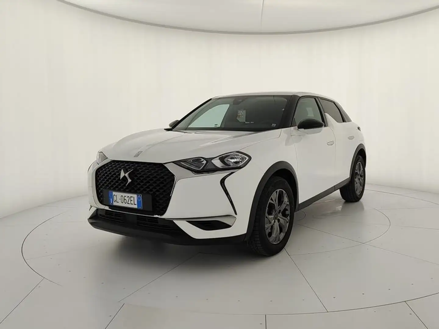 DS Automobiles DS 3 Crossback Crossback 1.2 PureTech So Chic Bianco - 1