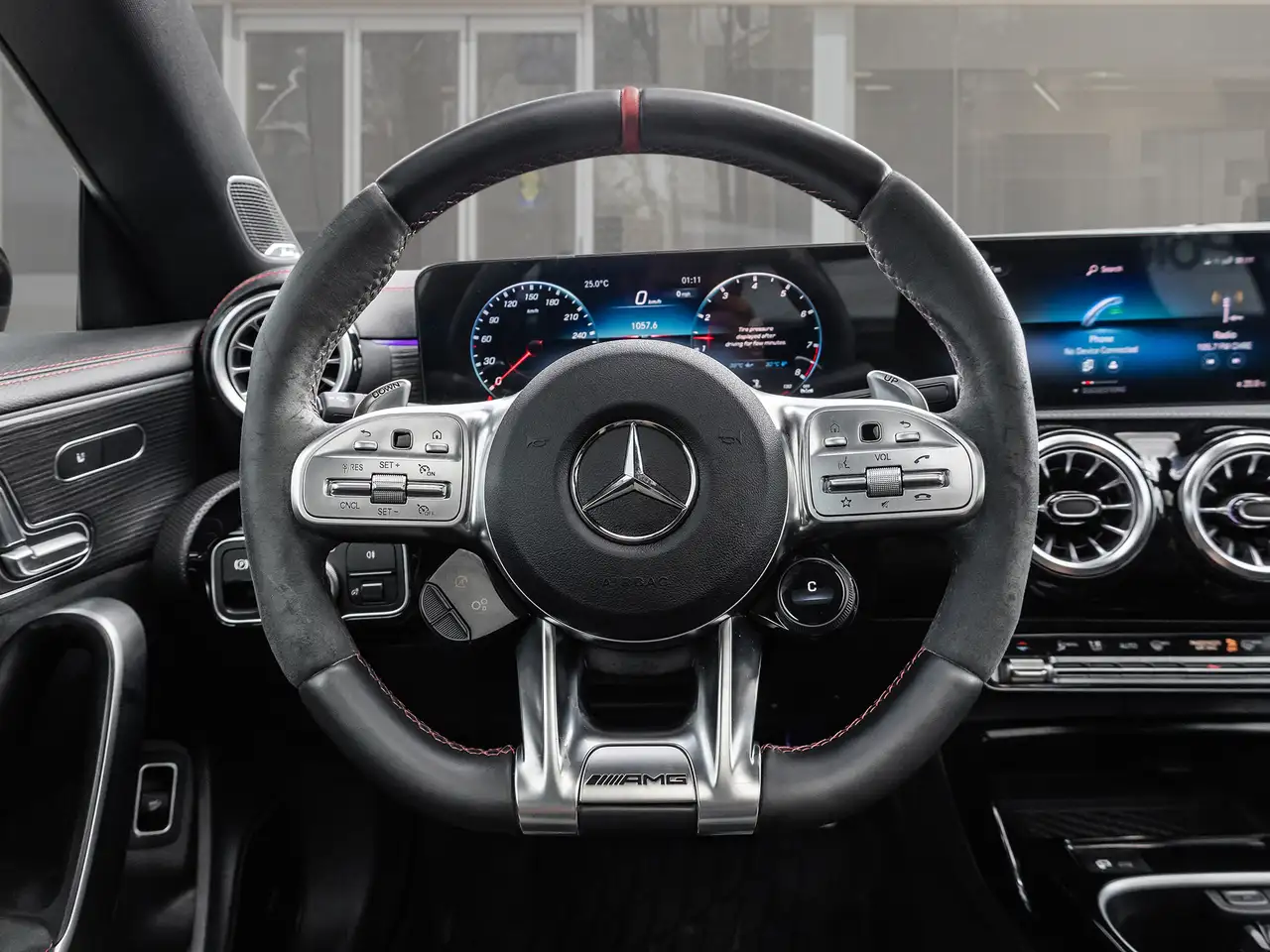 Mercedes-Benz CLA photo Mercedes-Benz CLA