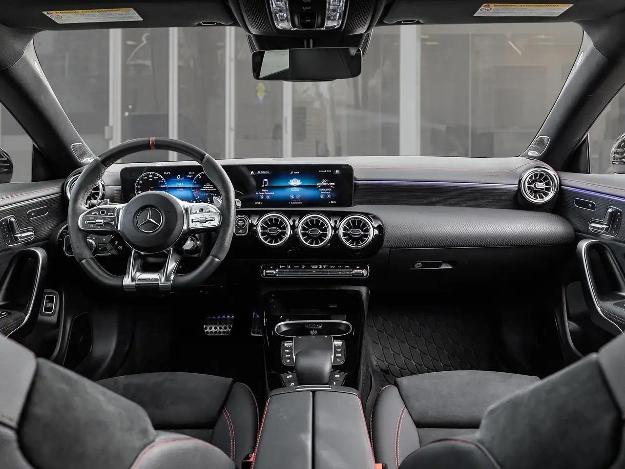 Mercedes-Benz CLA photo Mercedes-Benz CLA