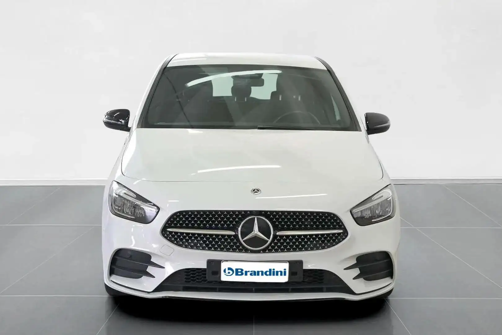 Mercedes-Benz B 180 180 d AMG Line Premium auto Blanc - 2