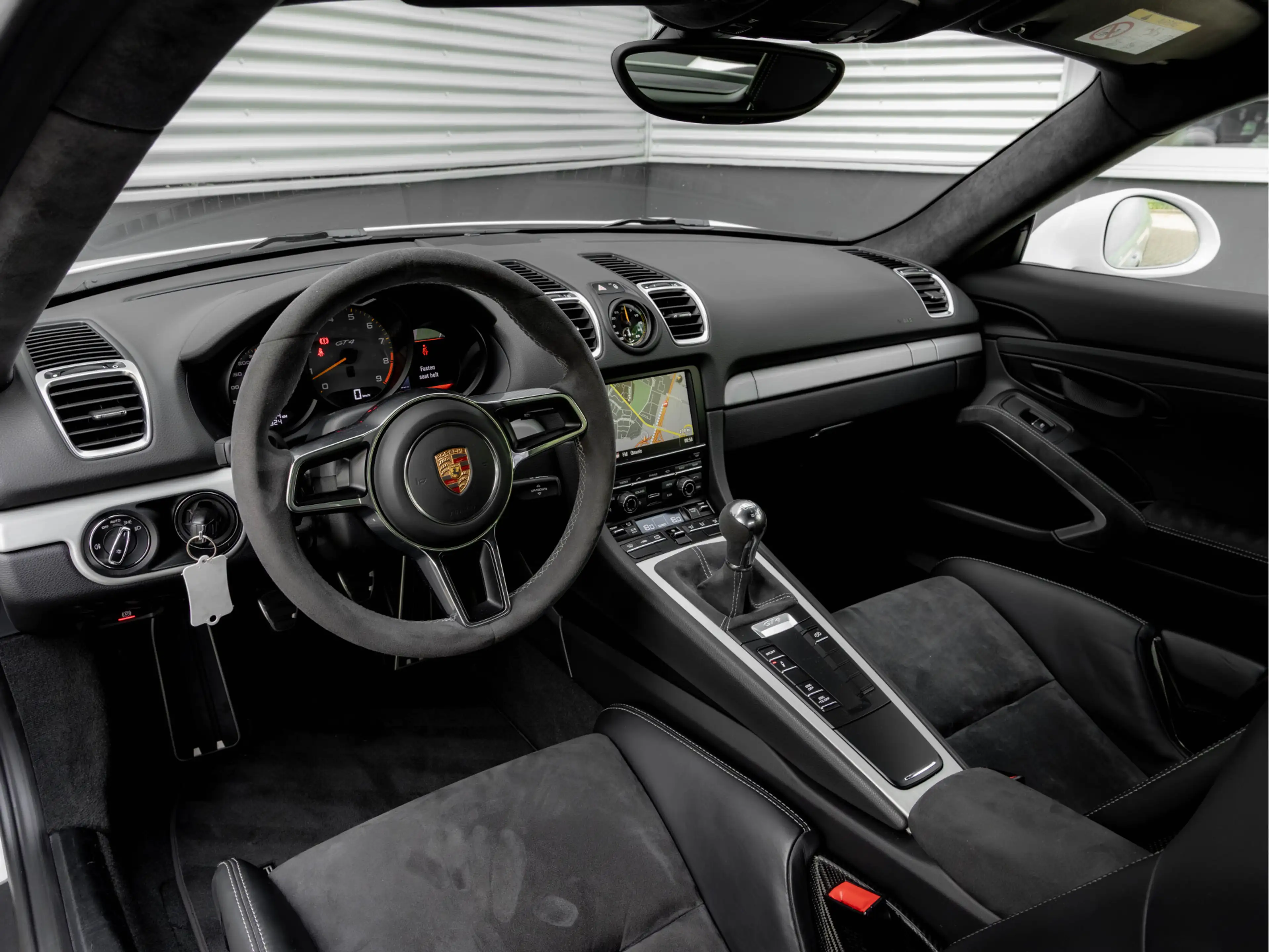 Porsche Cayman GT4 3.8 - Clubsport — photo 24