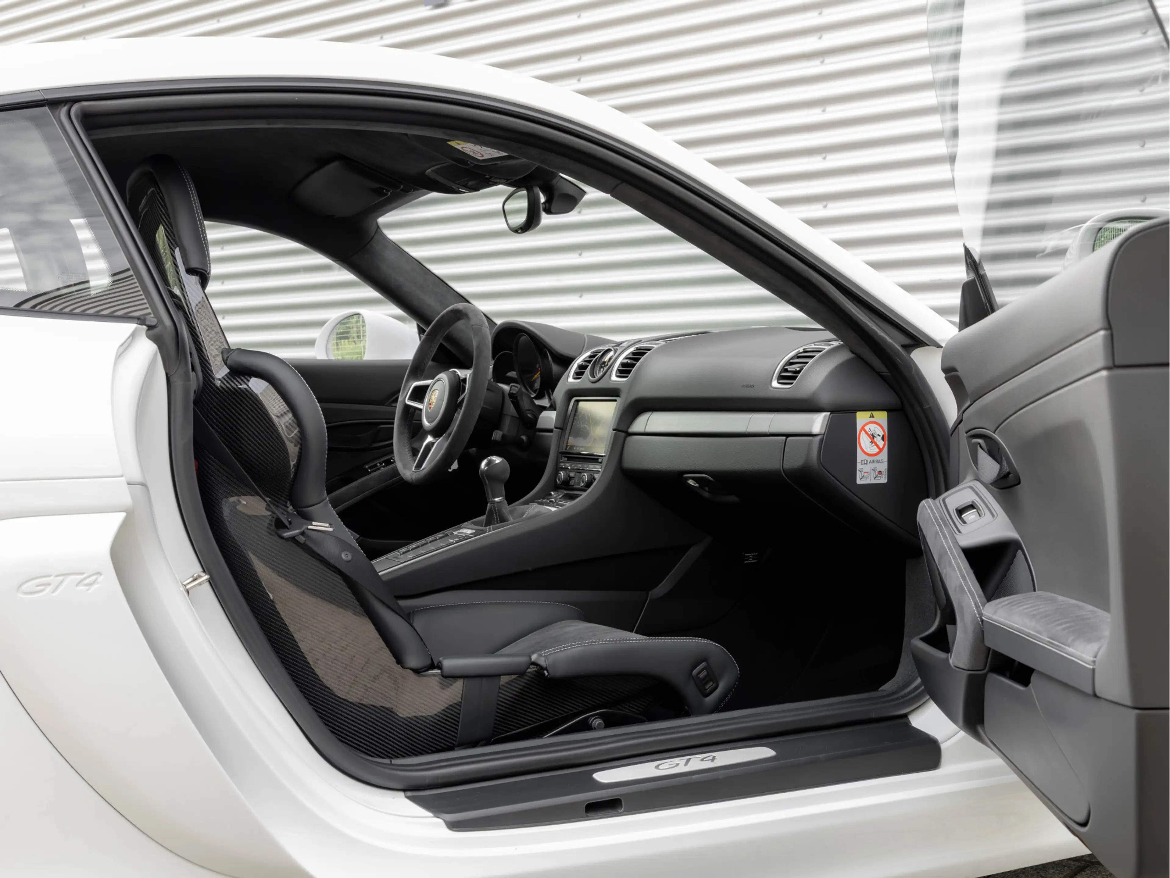 Porsche Cayman GT4 3.8 - Clubsport — photo 32