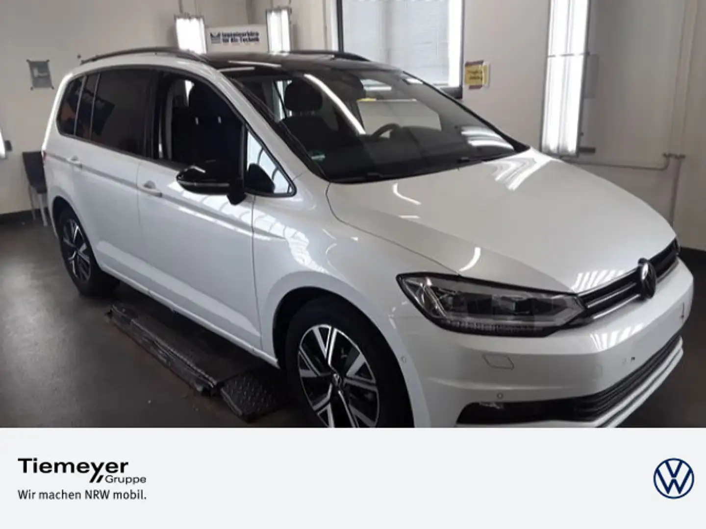 Volkswagen Touran 2.0 TDI DSG HIGHLINE UPE66 7-SITZE PANO S Weiß - 1