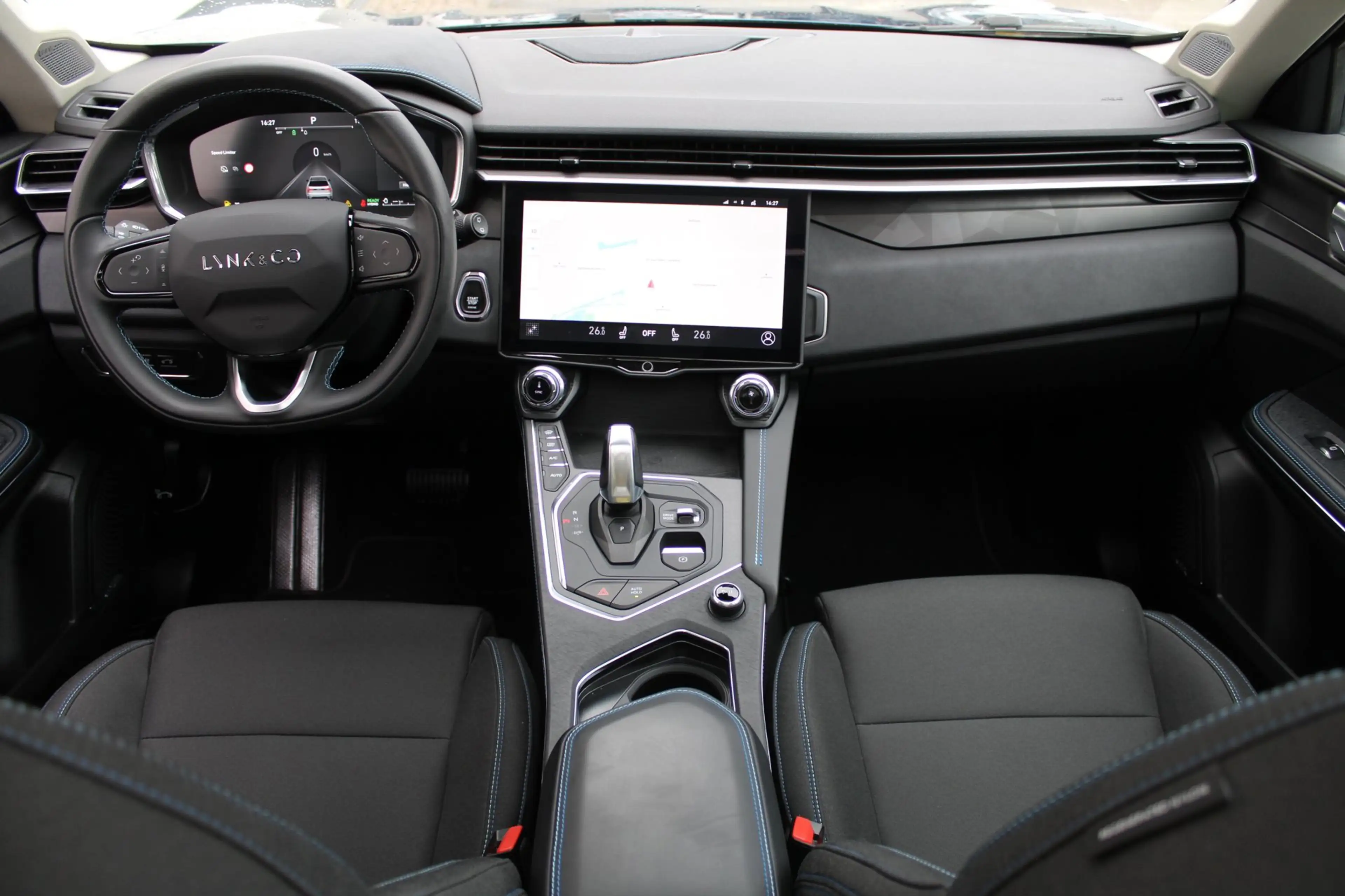 Lynk & Co 01 1.5 PHEV 262PK 360° Camera Carplay NAP BTW !! — photo 11
