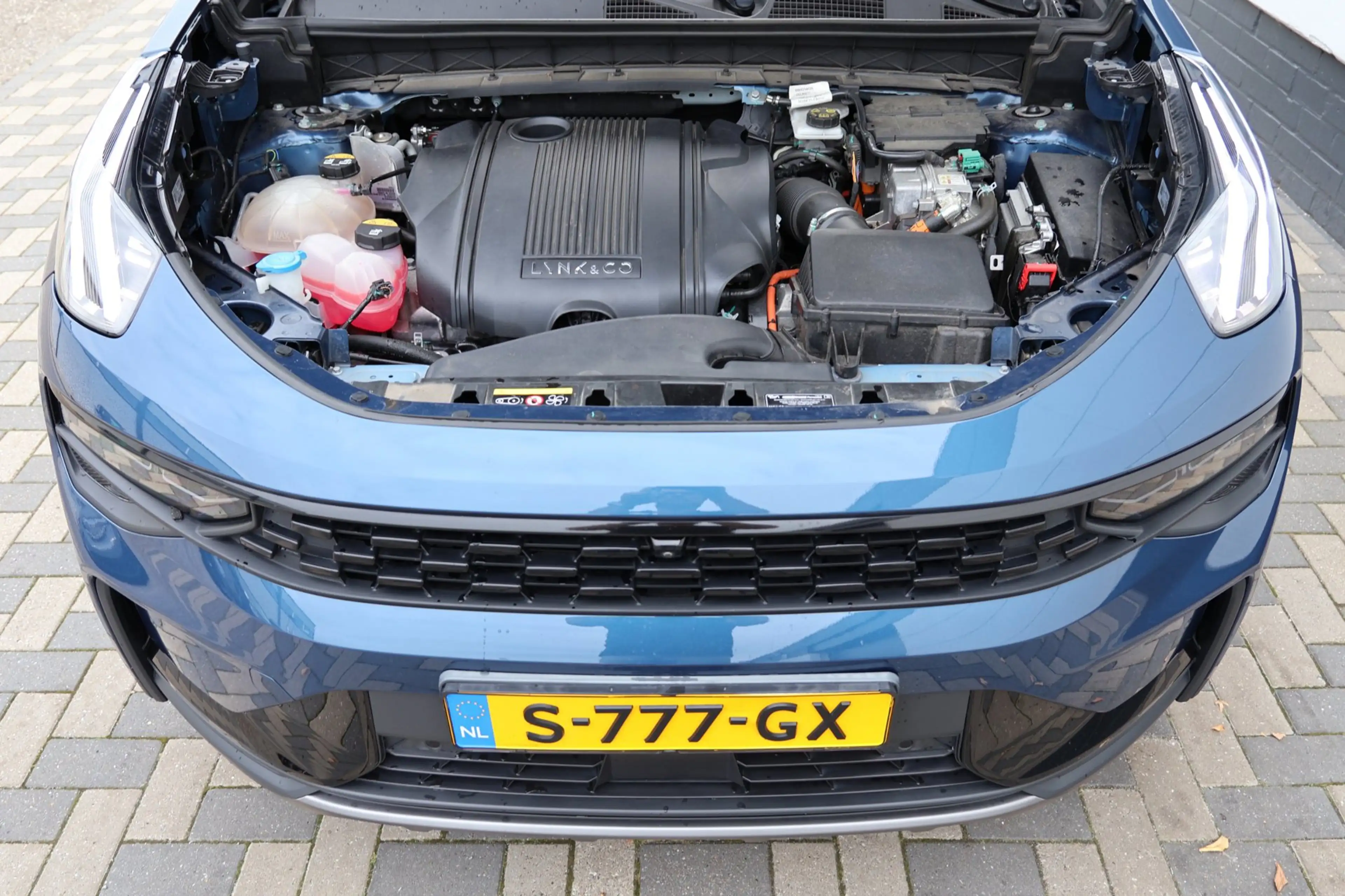 Lynk & Co 01 1.5 PHEV 262PK 360° Camera Carplay NAP BTW !! — photo 30