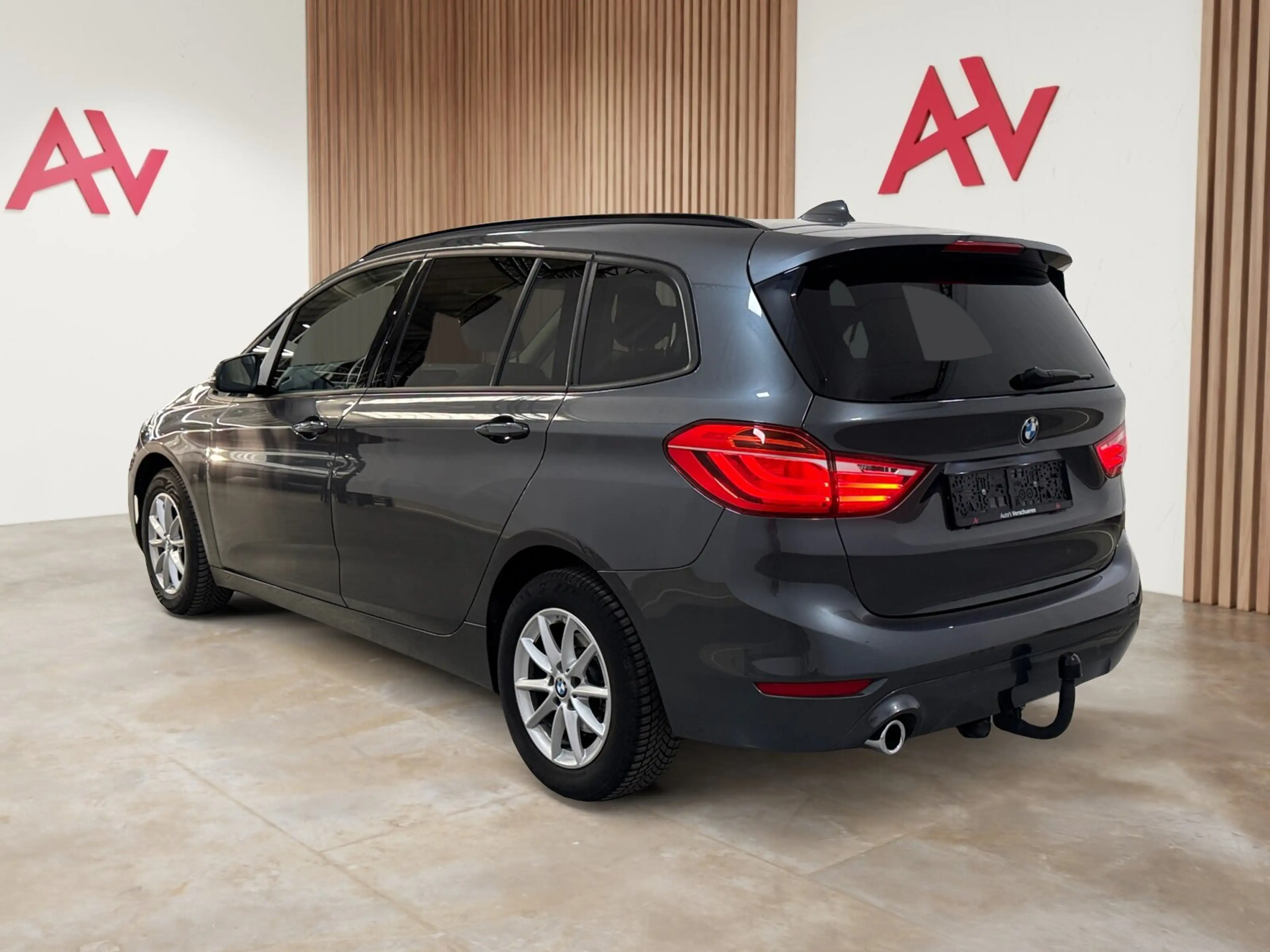 BMW 216 dA 7pl. ** Trekhaak | Navi/Carplay | Zetelverw — photo 9