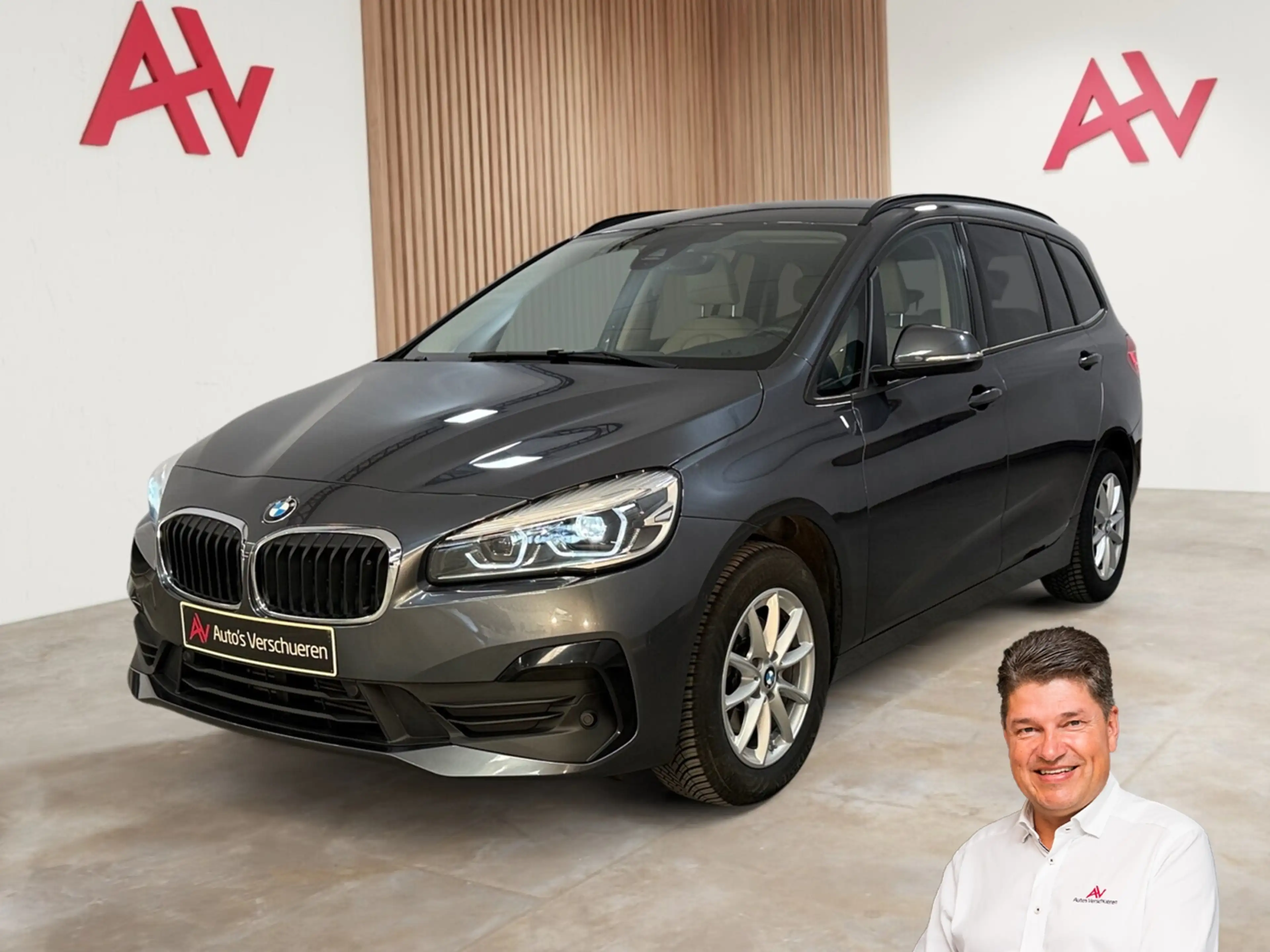 BMW 216 dA 7pl. ** Trekhaak | Navi/Carplay | Zetelverw