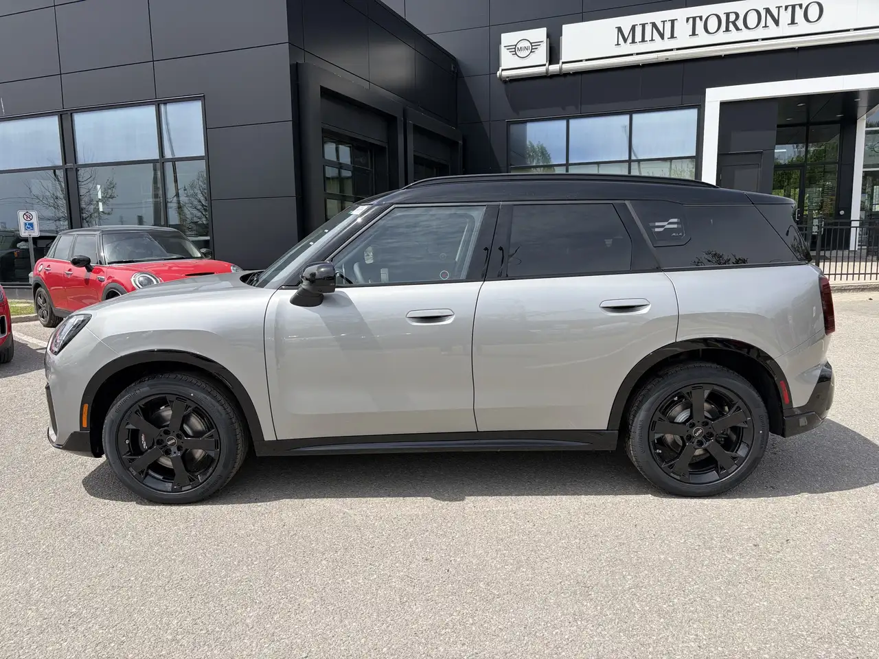 MINI Countryman снимка MINI Countryman