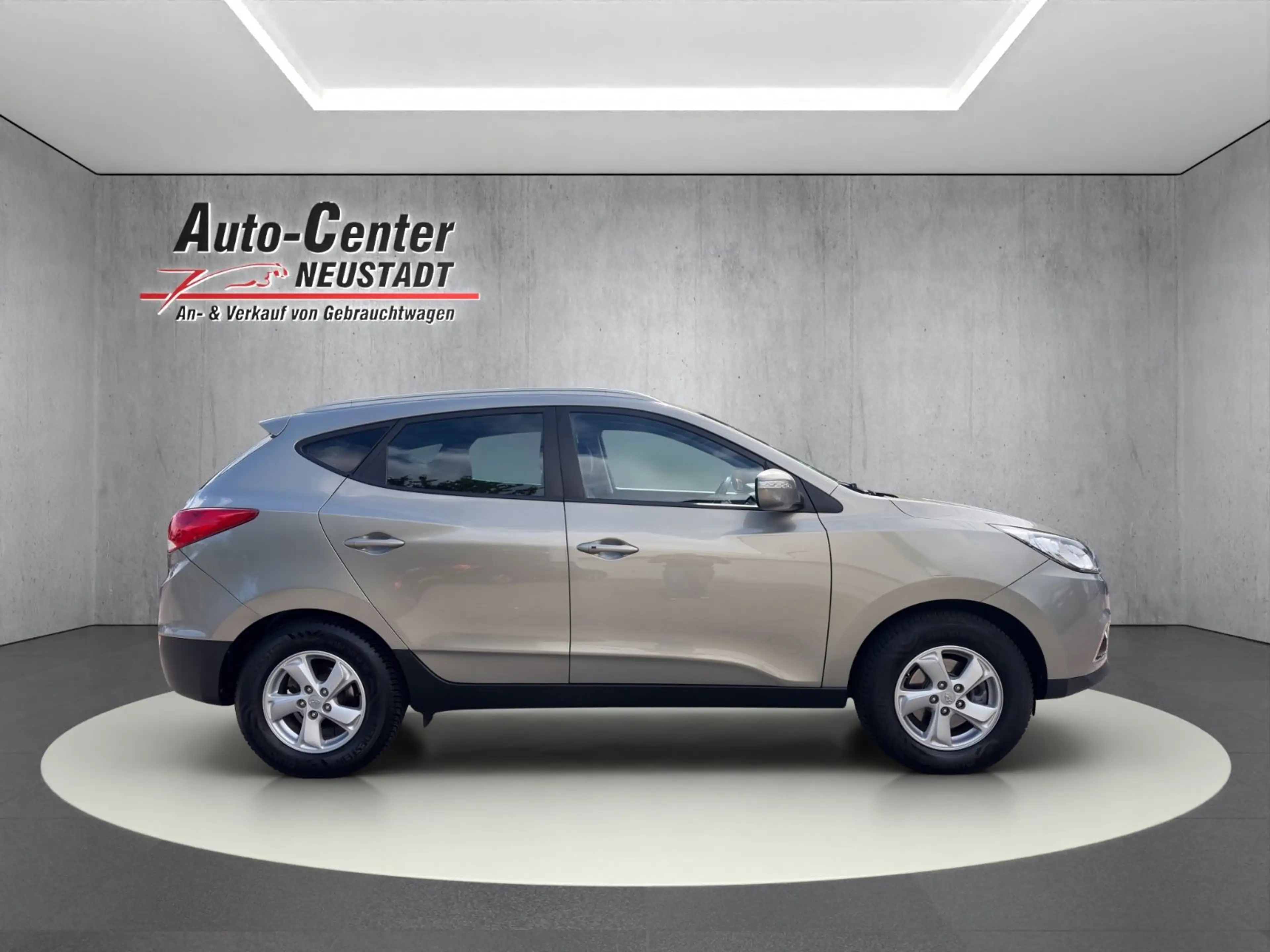 Hyundai iX35 Style 2WD PDC/AHK/KLIMAA/BLUETOOTH/SHZ — photo 7