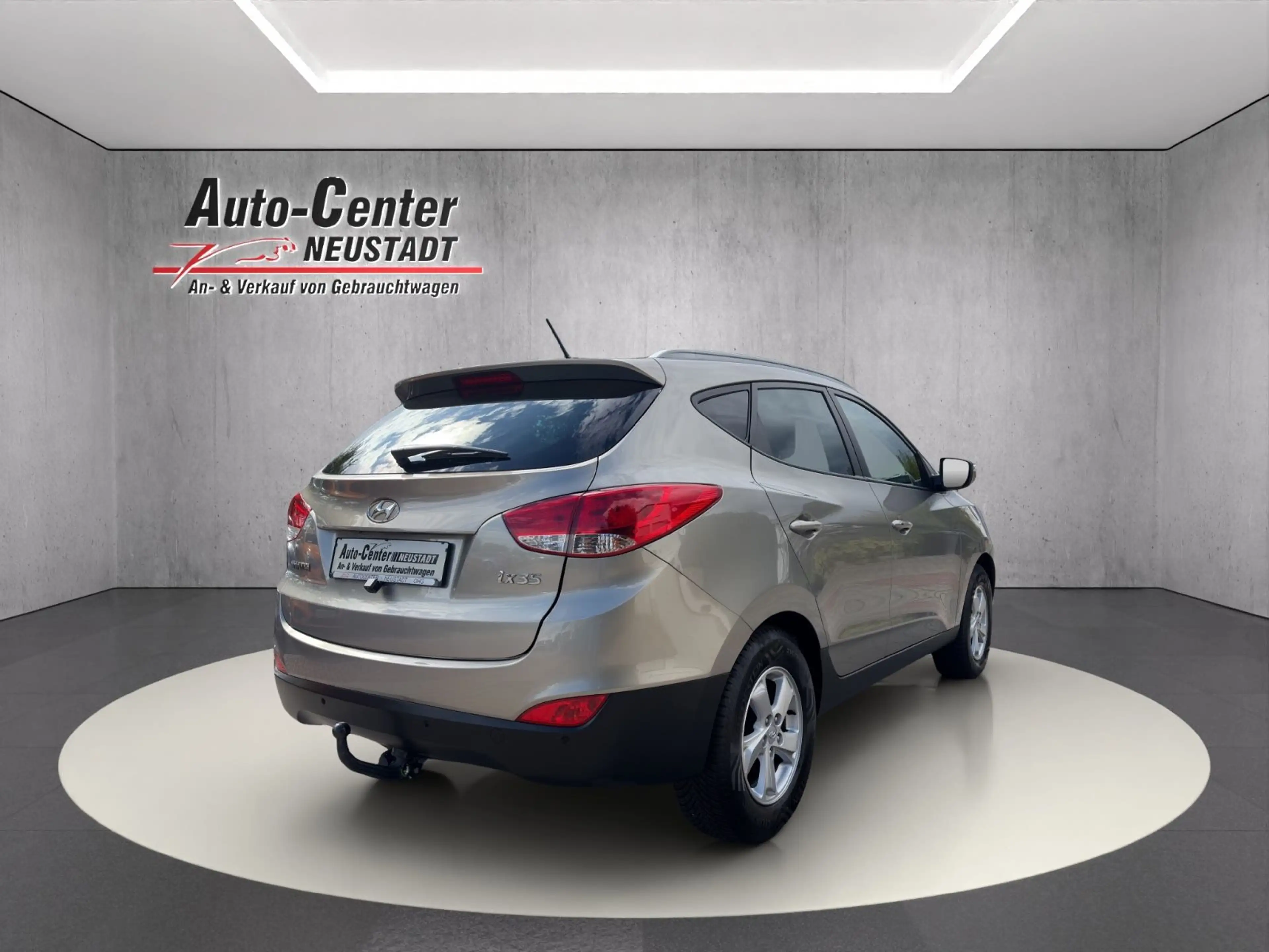 Hyundai iX35 Style 2WD PDC/AHK/KLIMAA/BLUETOOTH/SHZ — photo 6