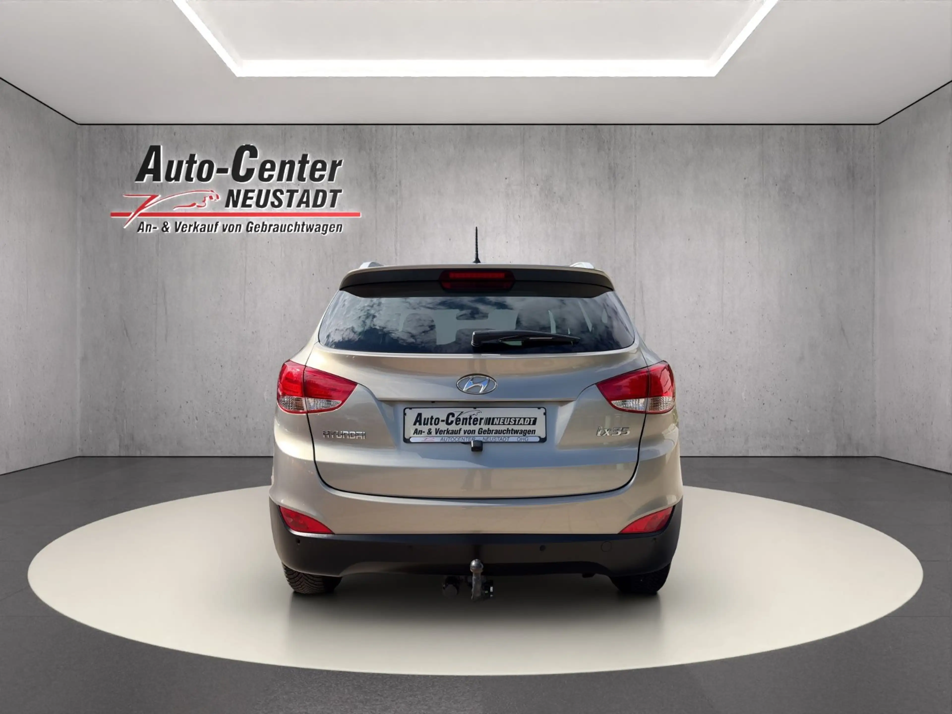 Hyundai iX35 Style 2WD PDC/AHK/KLIMAA/BLUETOOTH/SHZ — photo 4