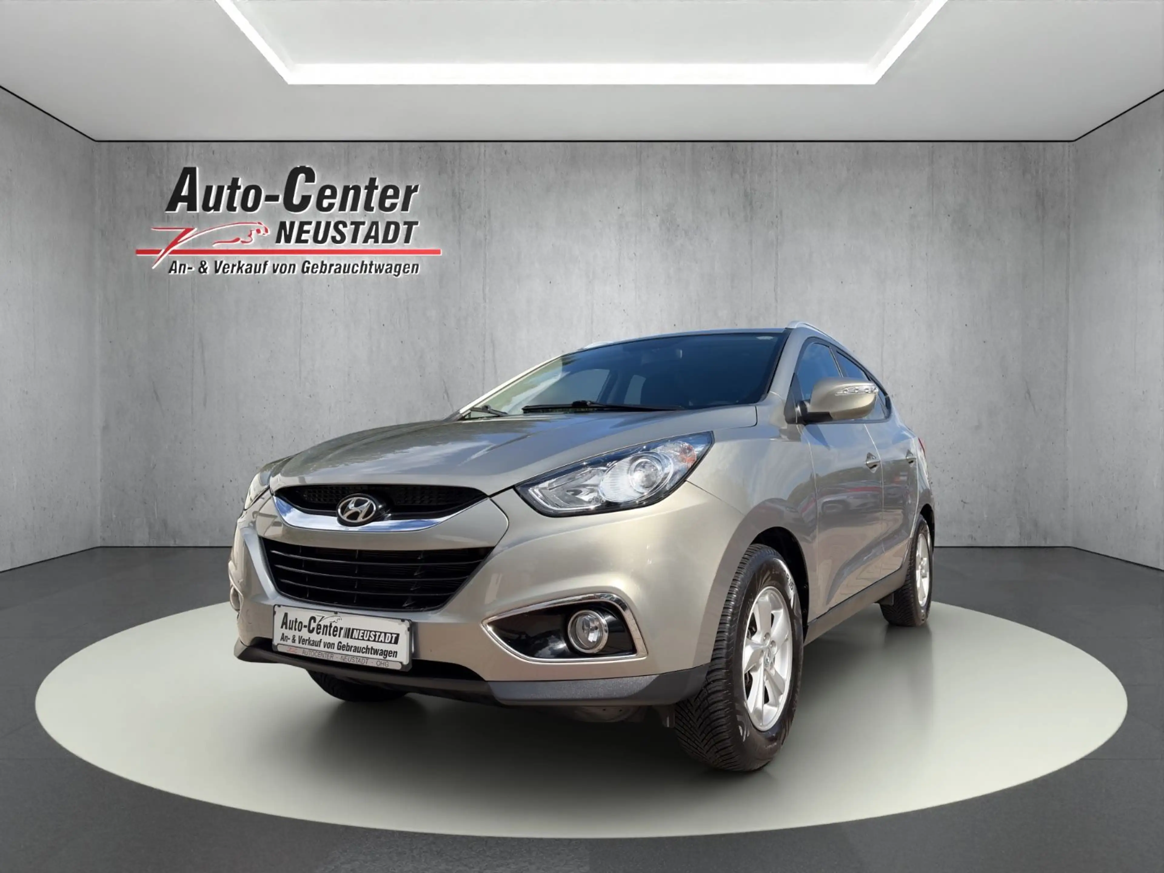 Hyundai iX35 Style 2WD PDC/AHK/KLIMAA/BLUETOOTH/SHZ