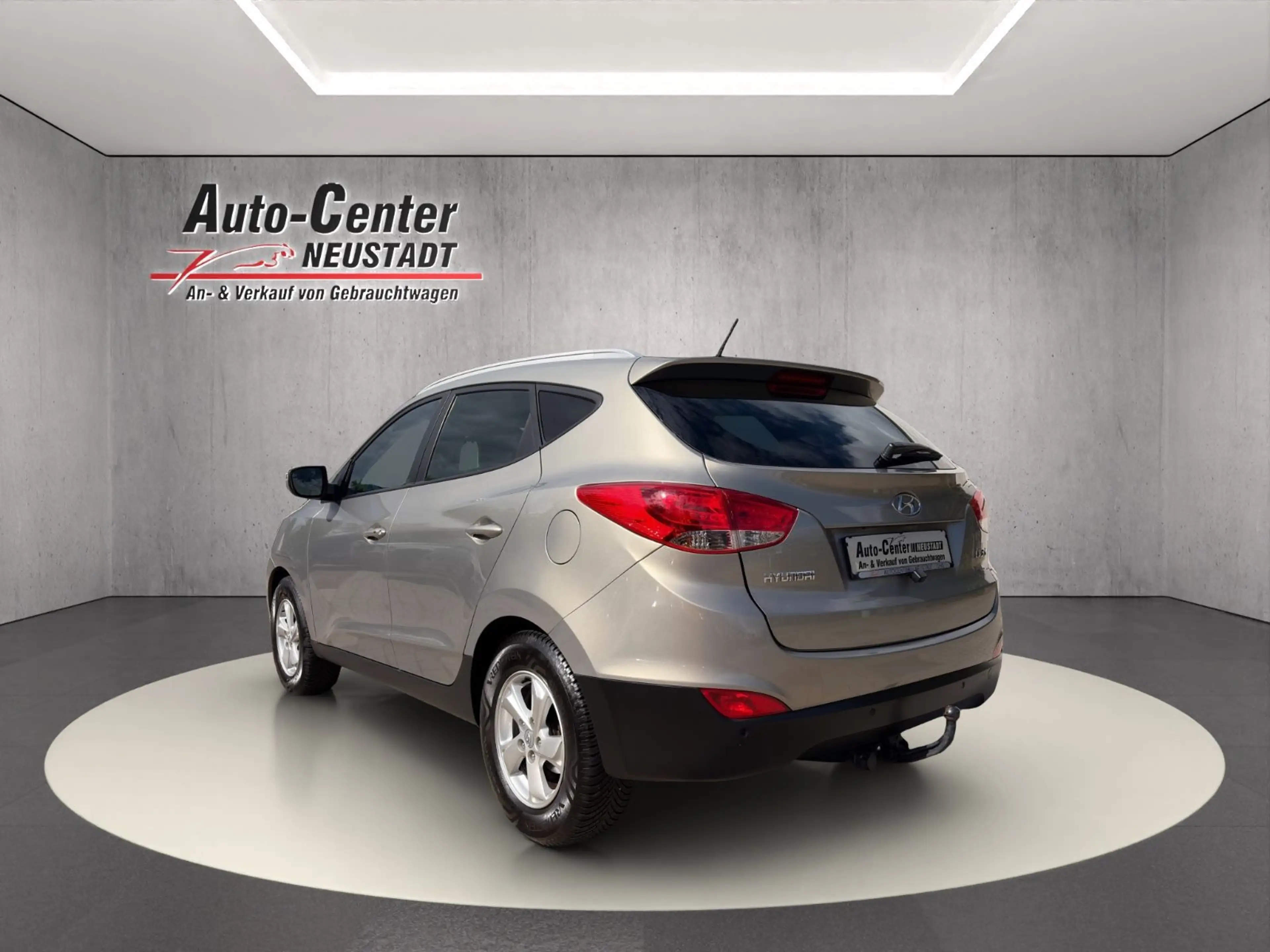 Hyundai iX35 Style 2WD PDC/AHK/KLIMAA/BLUETOOTH/SHZ — photo 3