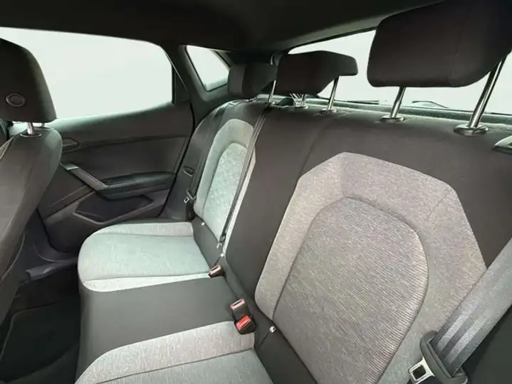 SEAT Ibiza 2025, foto 32