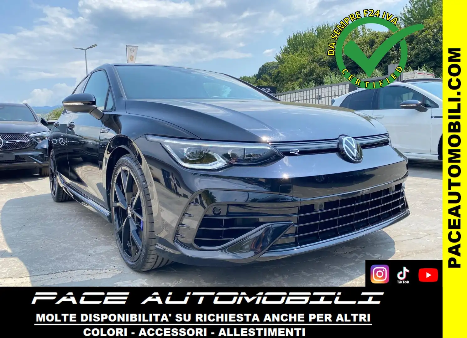 Volkswagen Golf R VIII 8 BLACK PACK 4M PELLE PERFORMANCE TETTO HUD Nero - 1