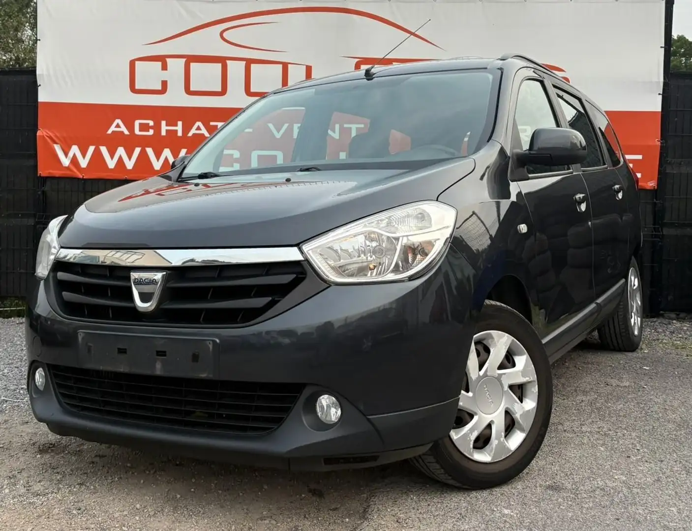 Dacia Lodgy 1.5 dCi Laureate 5pl. Gris - 1