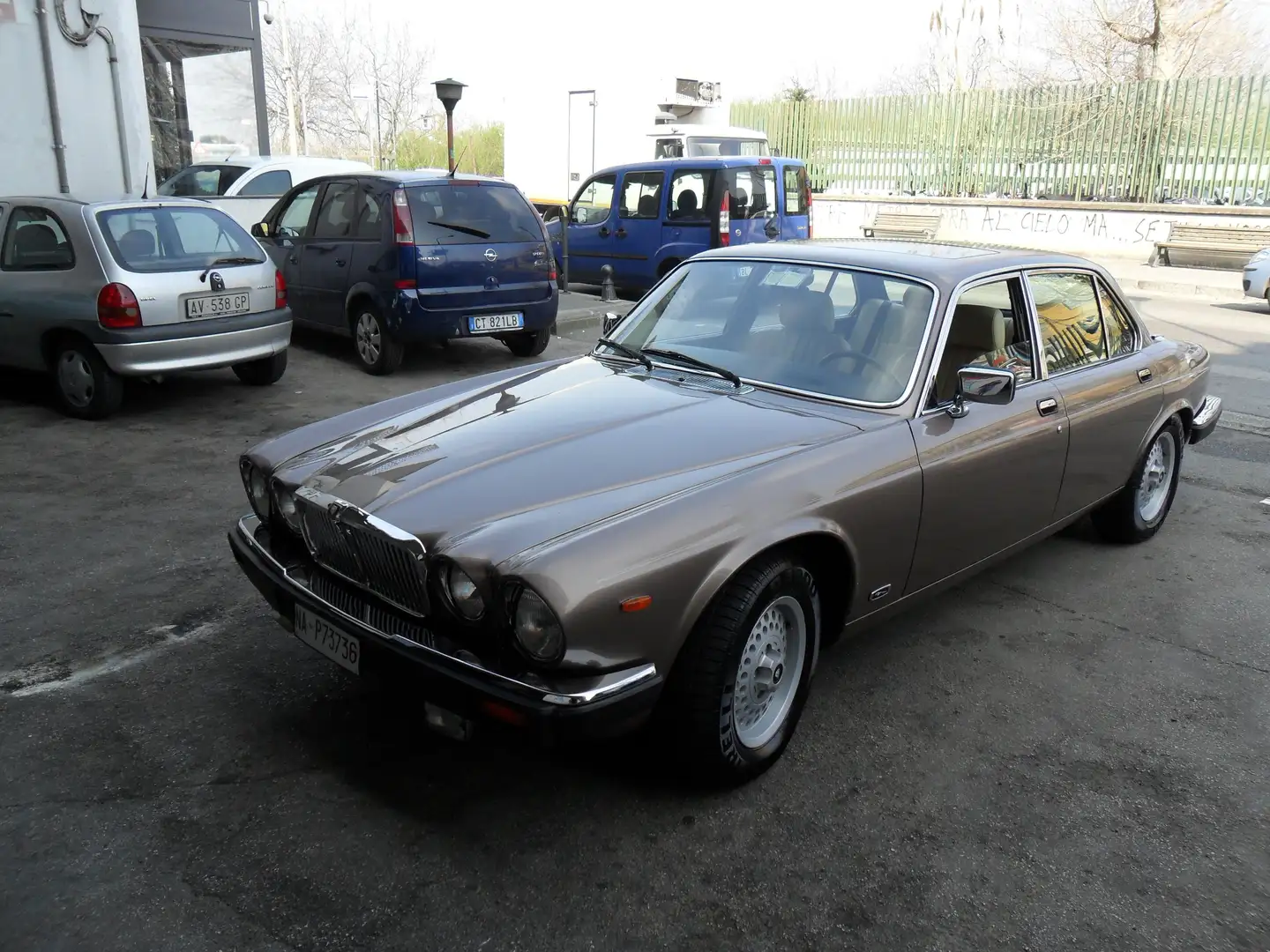 Jaguar Sovereign SAJJCALP4CC Bronze - 2