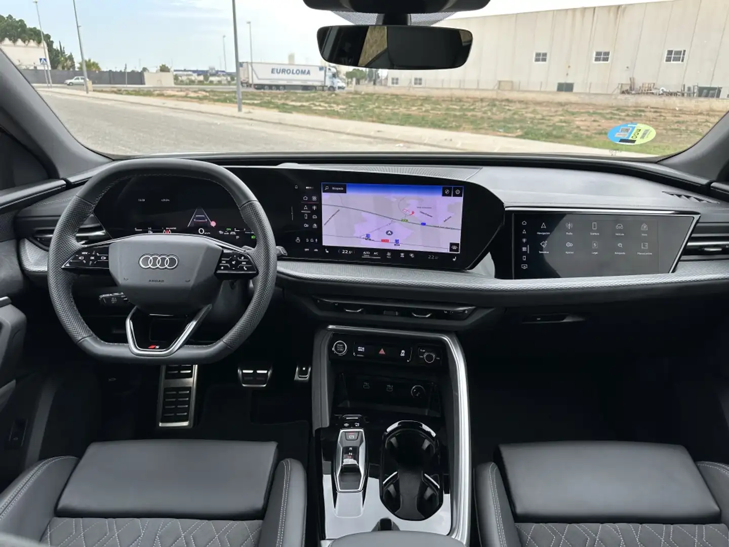 Audi Q5 2.0TDI quattro S tronic Black line 150kW Gris - 2