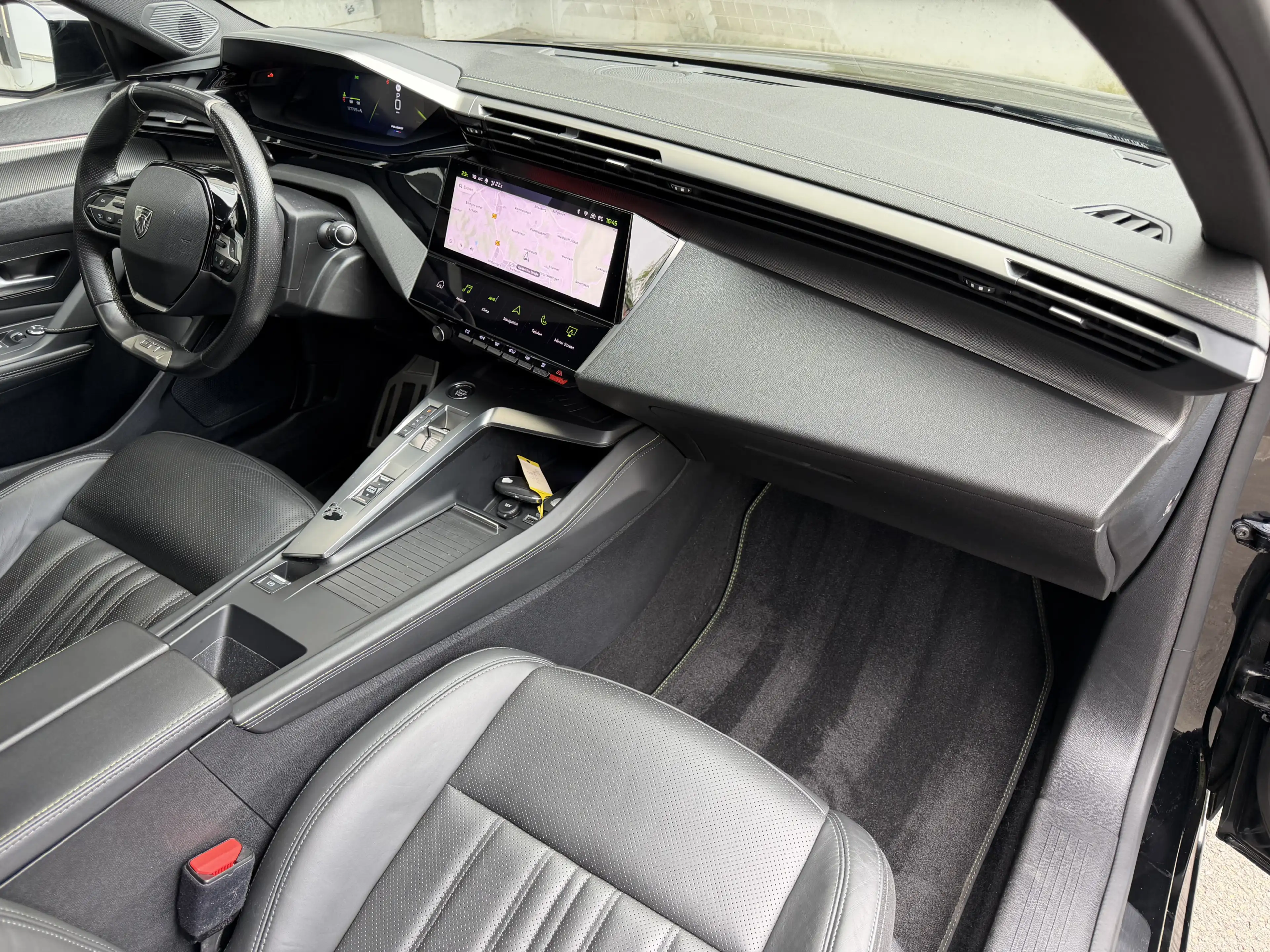 Peugeot 308 GT-Line LED VirtualCockpit Rü-Kamera Massage — photo 26