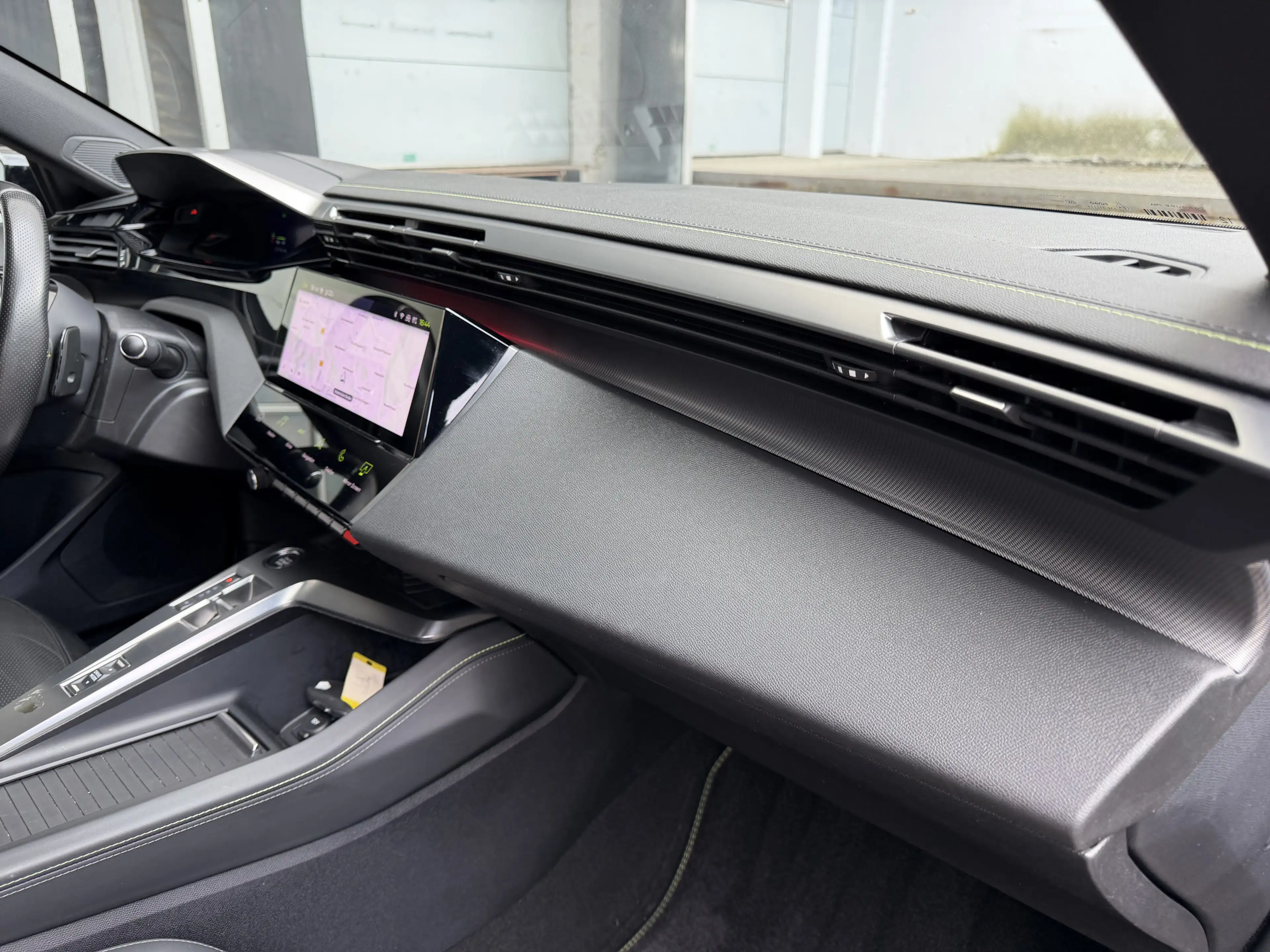 Peugeot 308 GT-Line LED VirtualCockpit Rü-Kamera Massage — photo 25