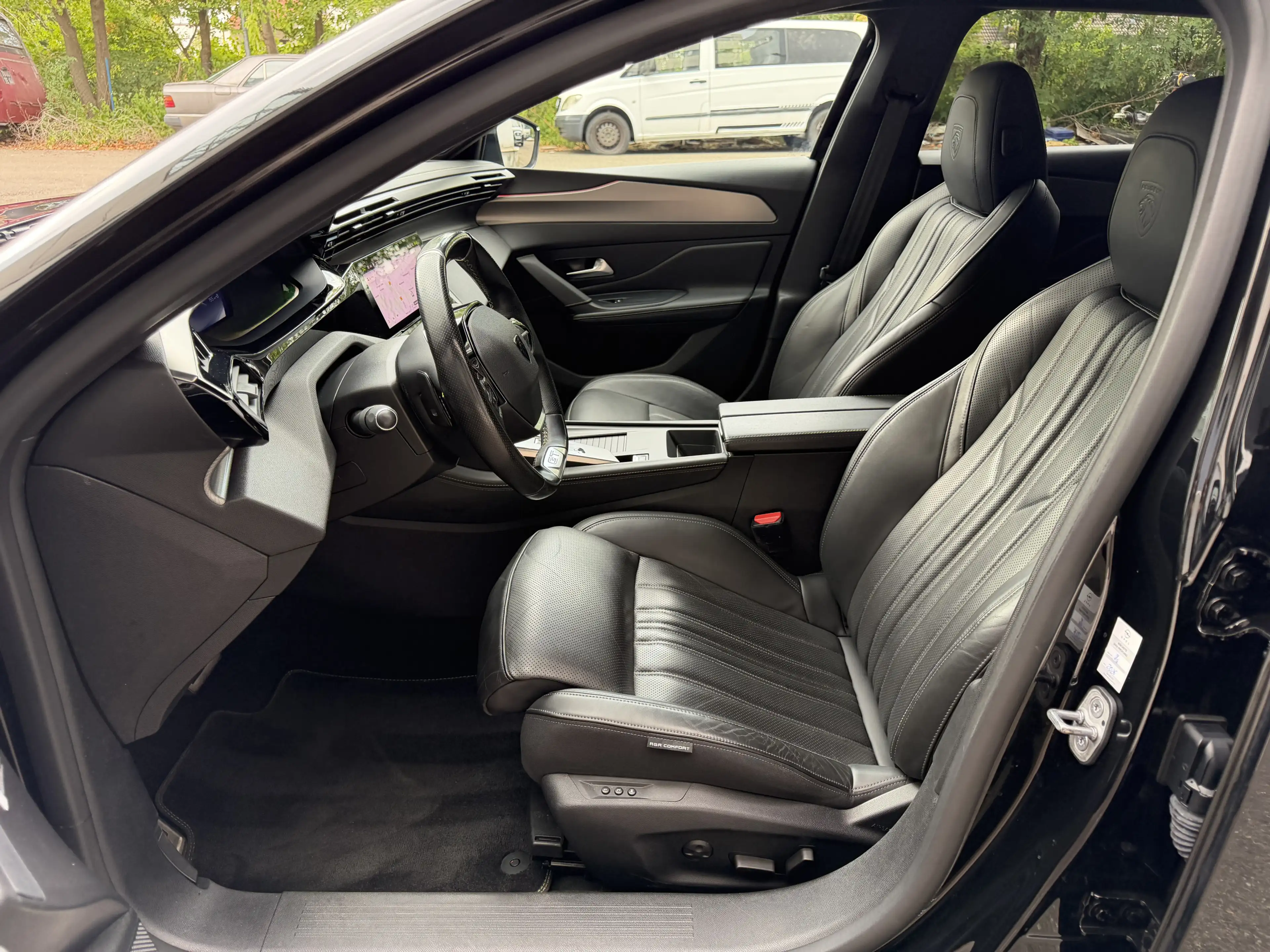 Peugeot 308 GT-Line LED VirtualCockpit Rü-Kamera Massage — photo 13