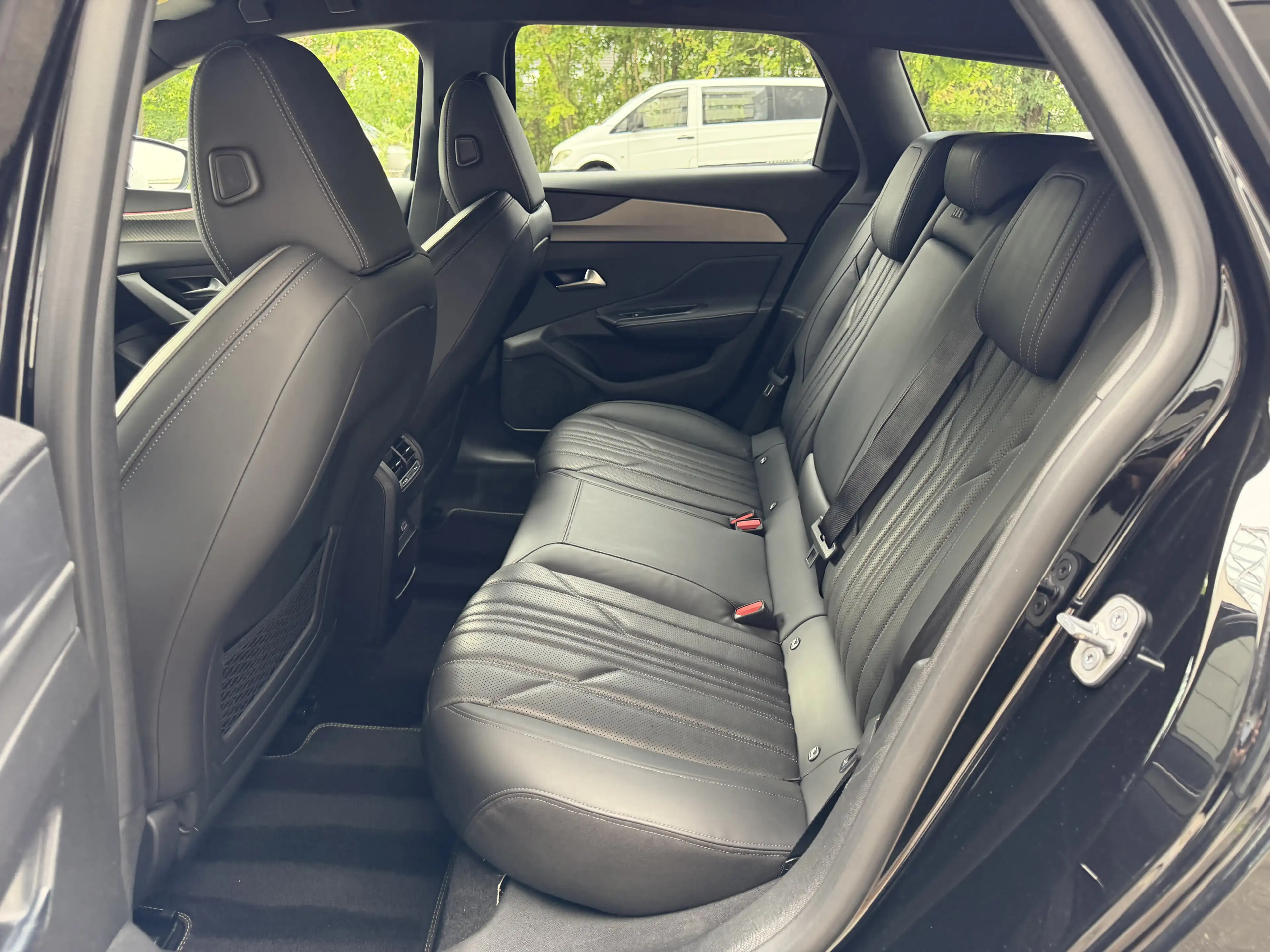 Peugeot 308 GT-Line LED VirtualCockpit Rü-Kamera Massage — photo 15