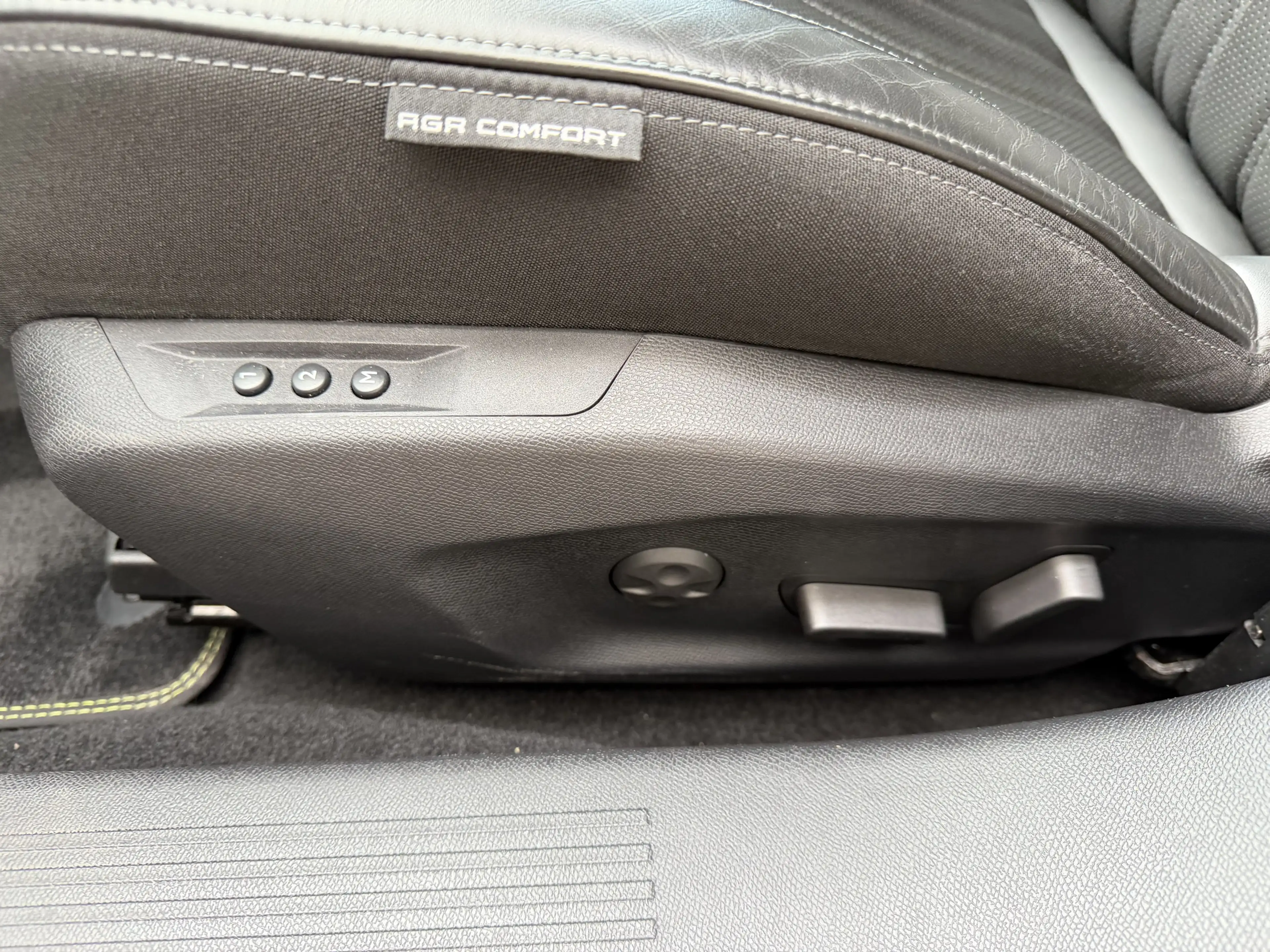 Peugeot 308 GT-Line LED VirtualCockpit Rü-Kamera Massage — photo 33