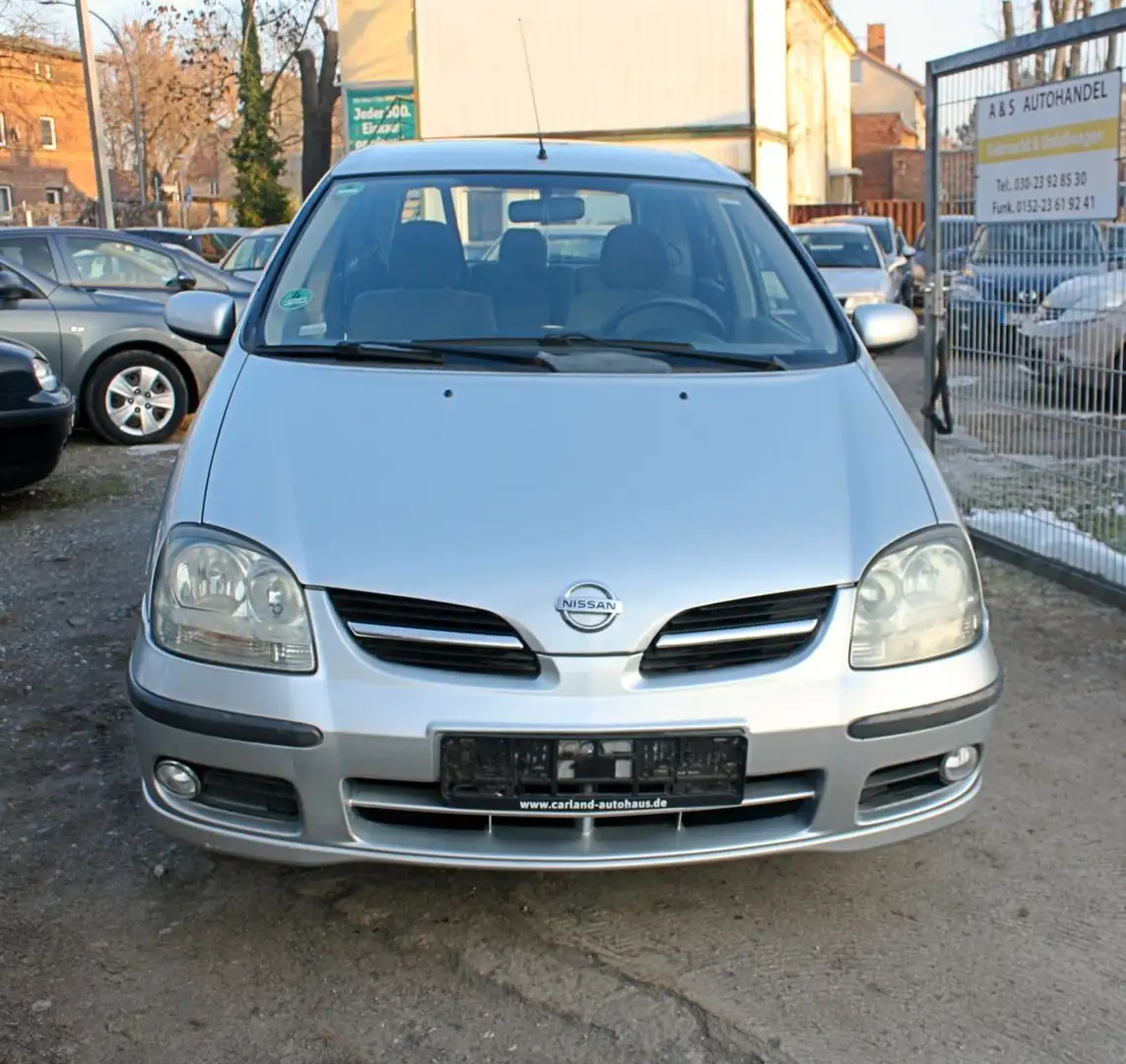 Nissan Almera Tino 1.8 acenta plus/Automatik/TÜV 06/27 Silber - 2