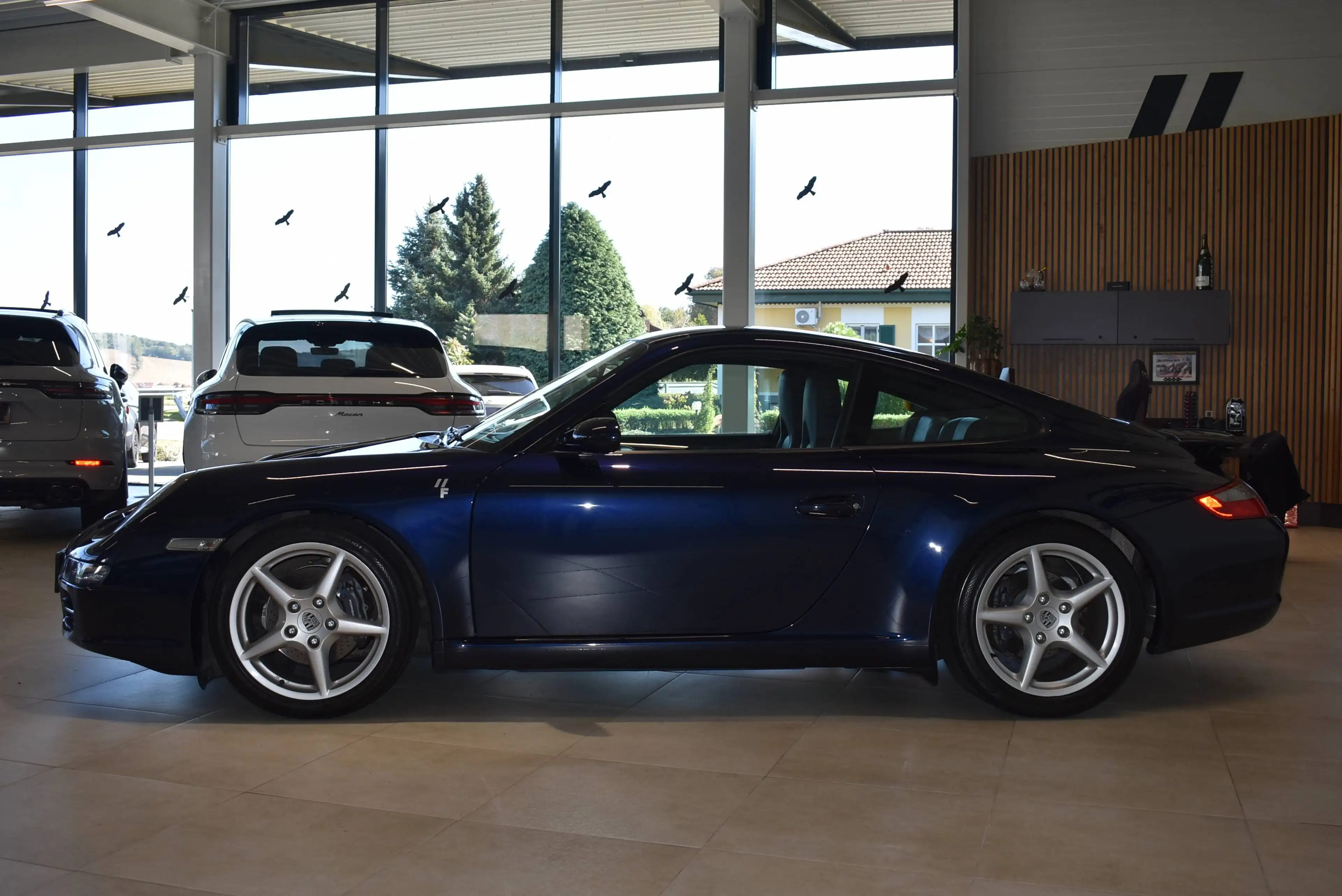 Porsche 997 Carrera Coupe //Schalter//Ö-Ausl. //2. Besitz — photo 5