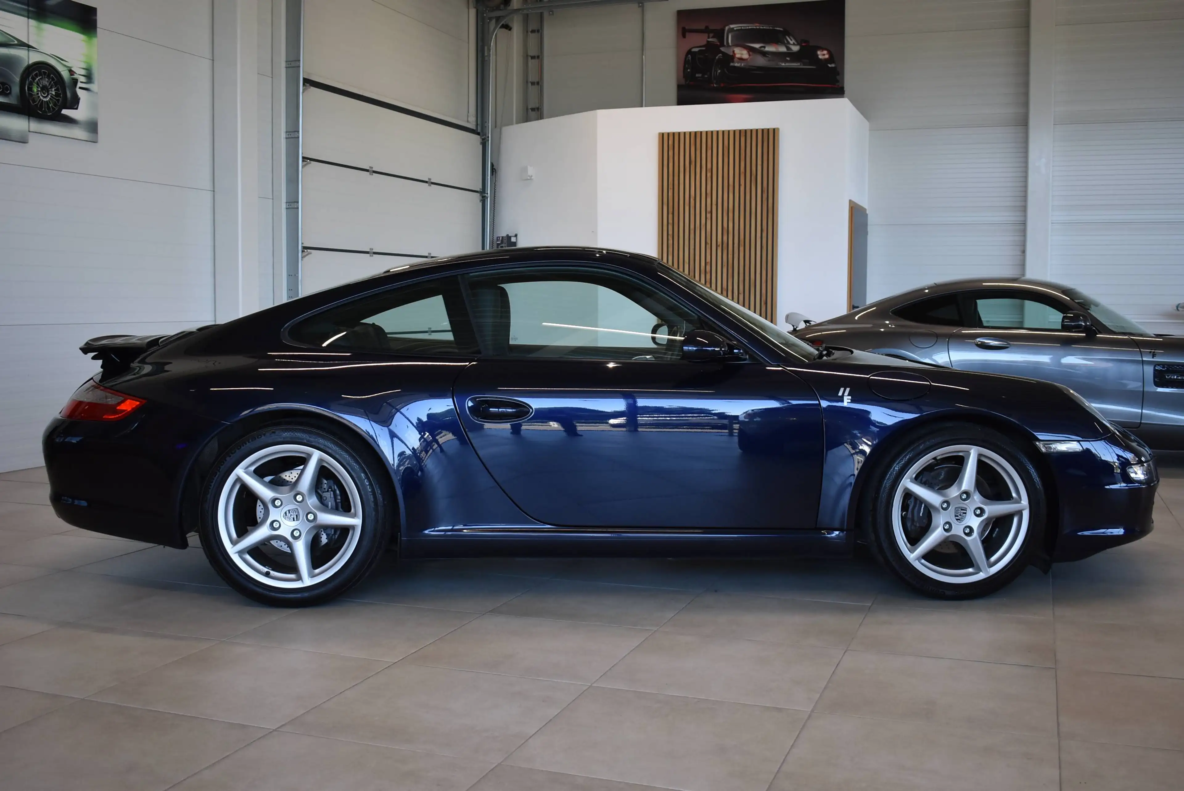 Porsche 997 Carrera Coupe //Schalter//Ö-Ausl. //2. Besitz — photo 10