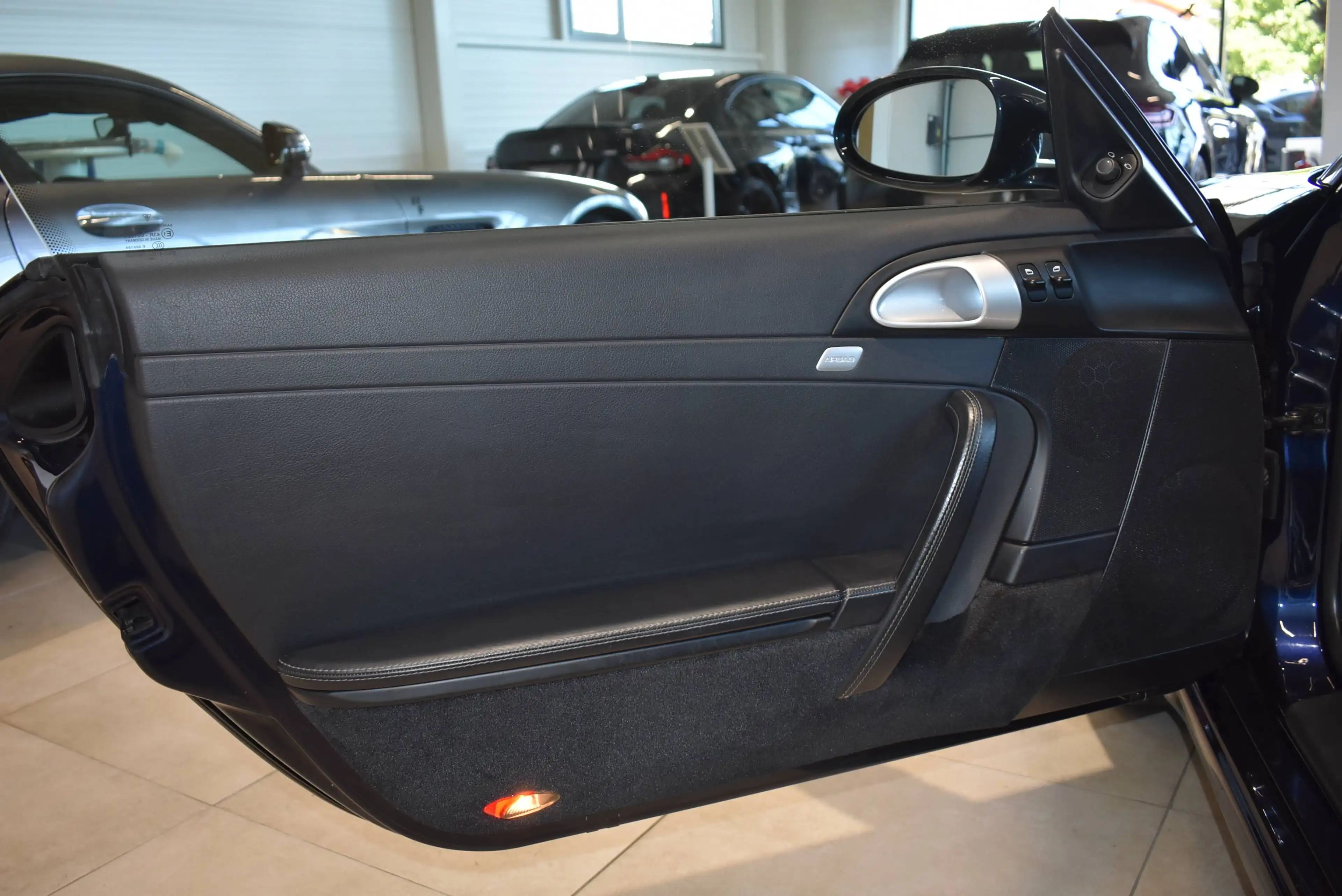 Porsche 997 Carrera Coupe //Schalter//Ö-Ausl. //2. Besitz — photo 16