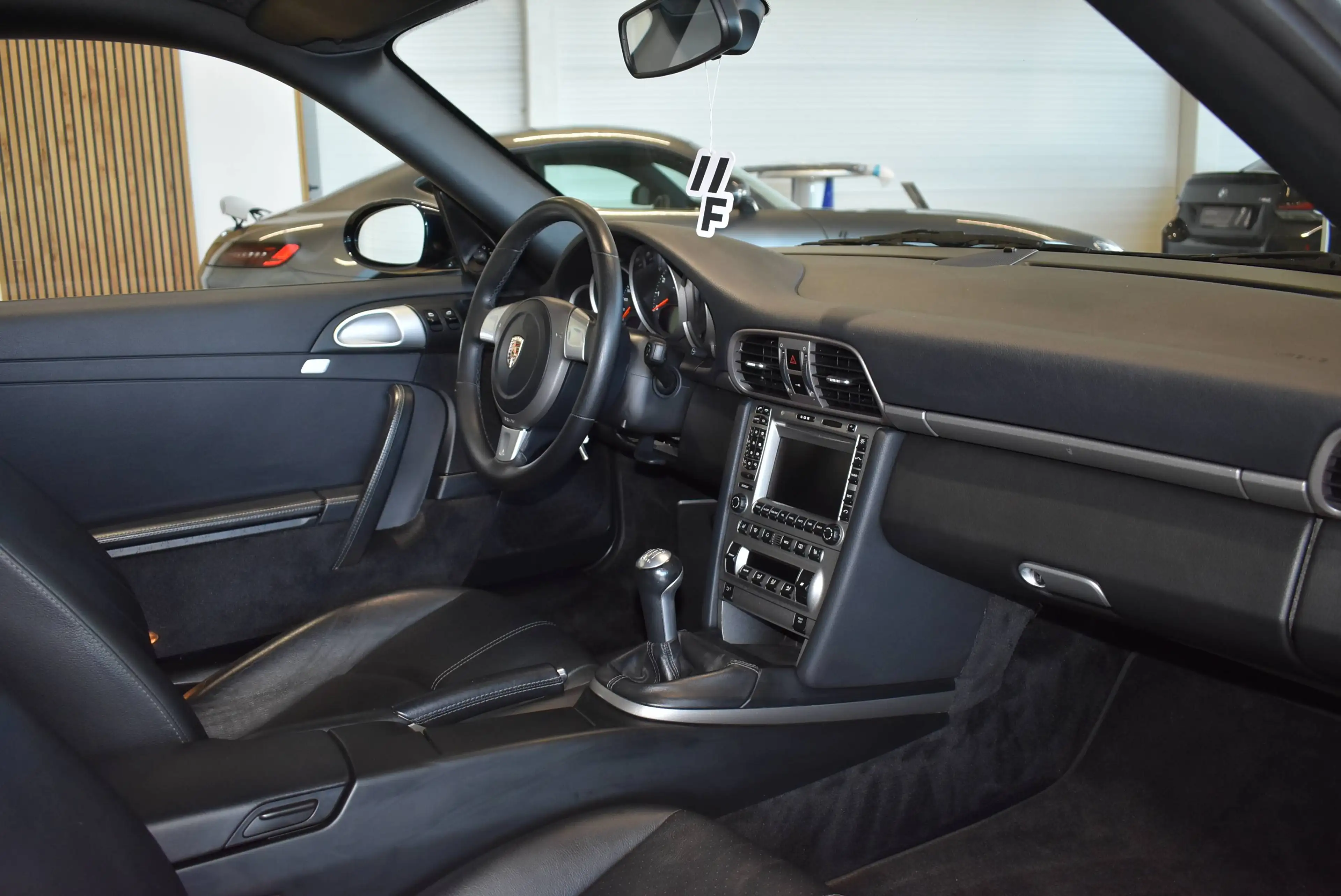 Porsche 997 Carrera Coupe //Schalter//Ö-Ausl. //2. Besitz — photo 23