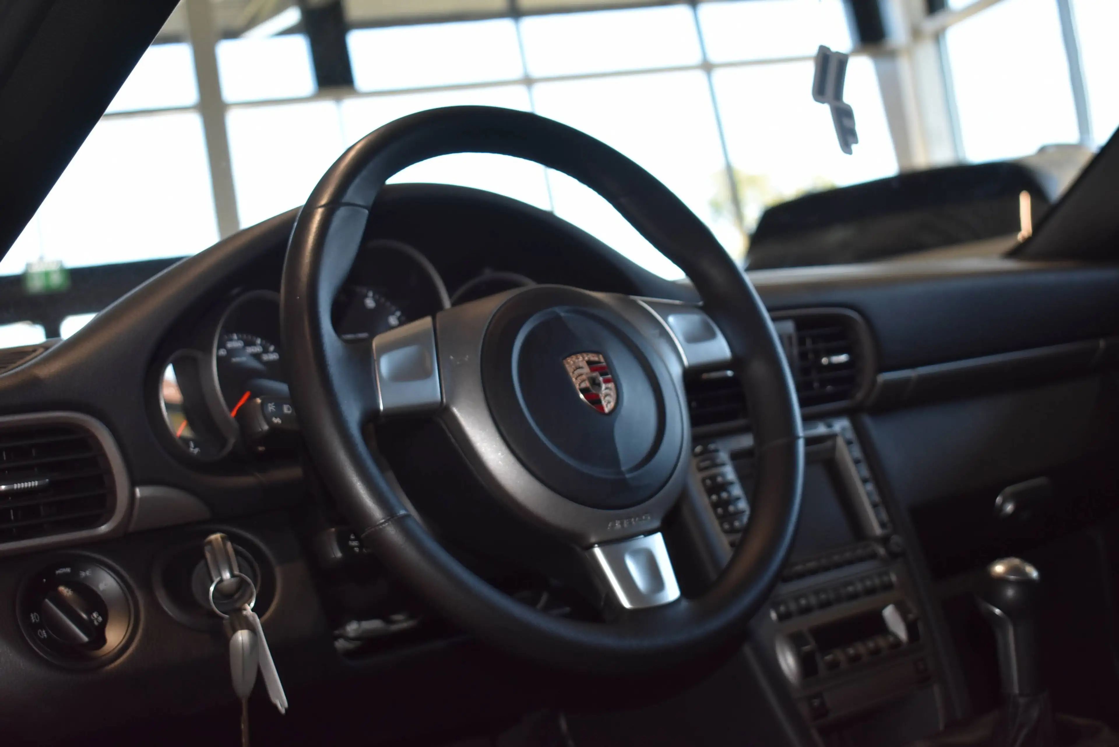 Porsche 997 Carrera Coupe //Schalter//Ö-Ausl. //2. Besitz — photo 18