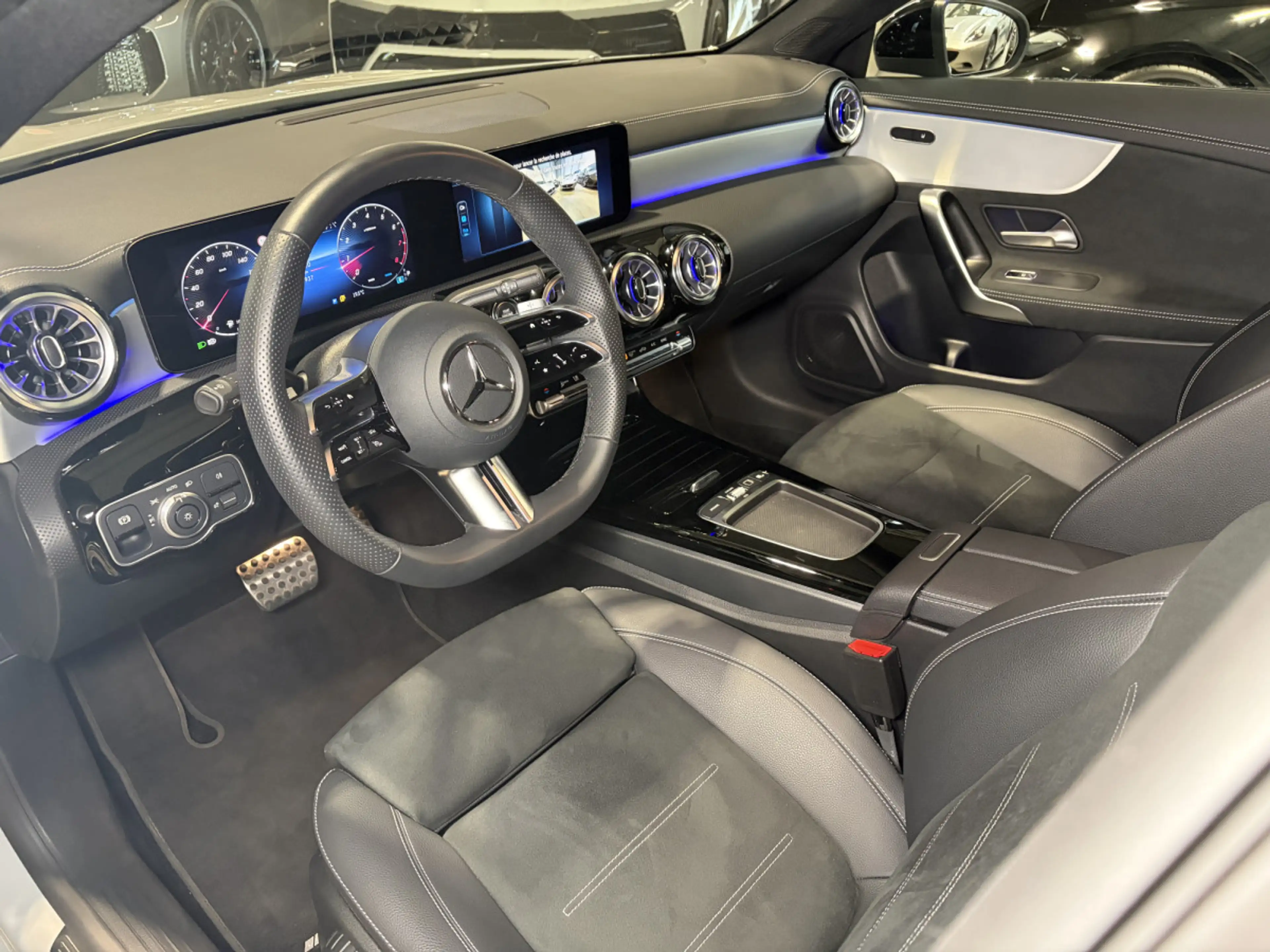 Mercedes-Benz CLA 200 CLA 200 Special Edition/AHK/KAMERA/19'/ — photo 3