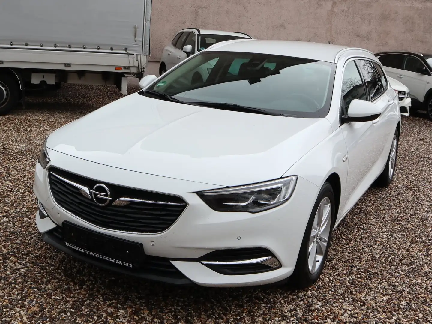 Opel Insignia Sports Tourer Innovation*AutomatikMOD.2020*1.Hand* Weiß - 1