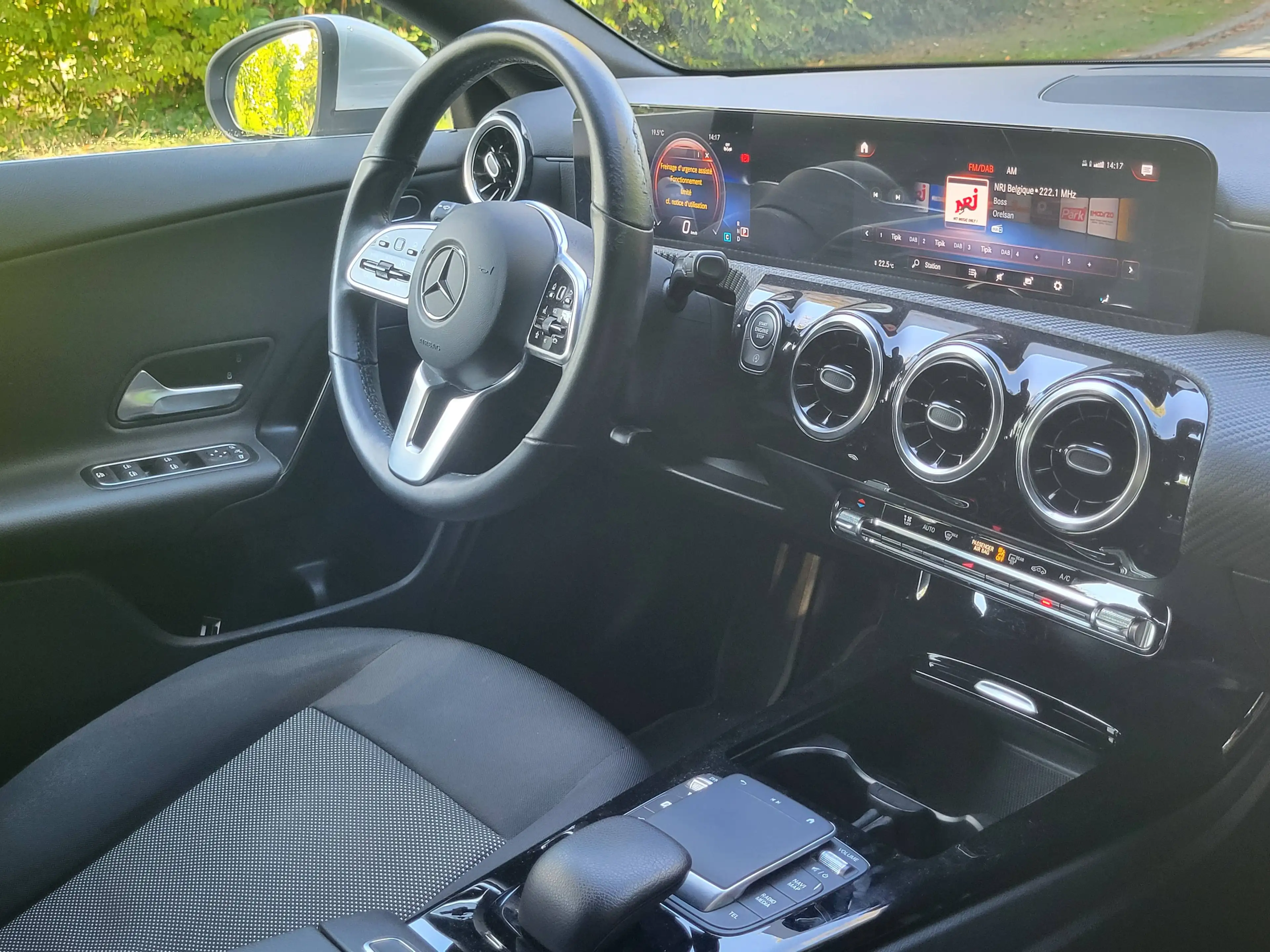 Mercedes-Benz CLA 180 CLA 180 d Business Line — photo 8