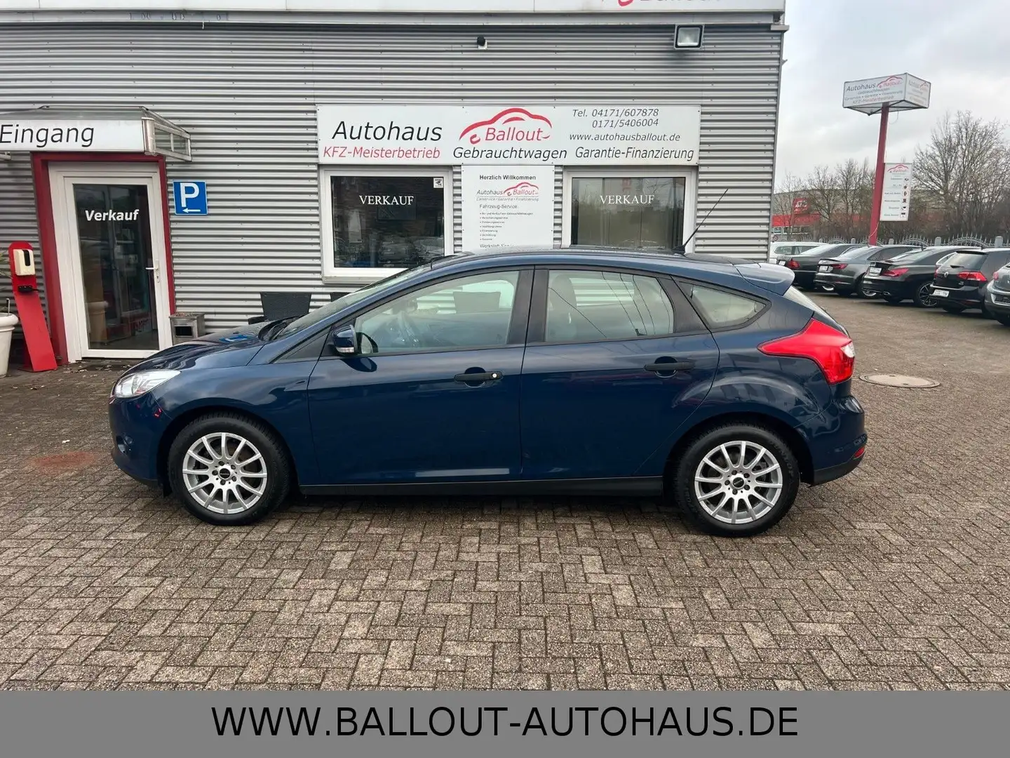 Ford Focus Lim. Ambiente*2.HAND*KLIMA*EURO5*GARANTIE* Blau - 1