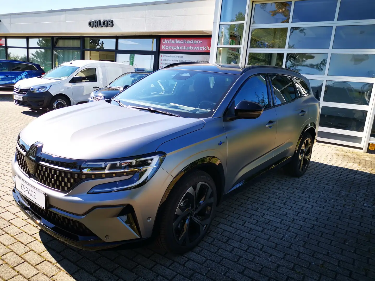 Renault Espace Esprit Alpine E-Tech Full Hybrid 200 EDC Grau - 1