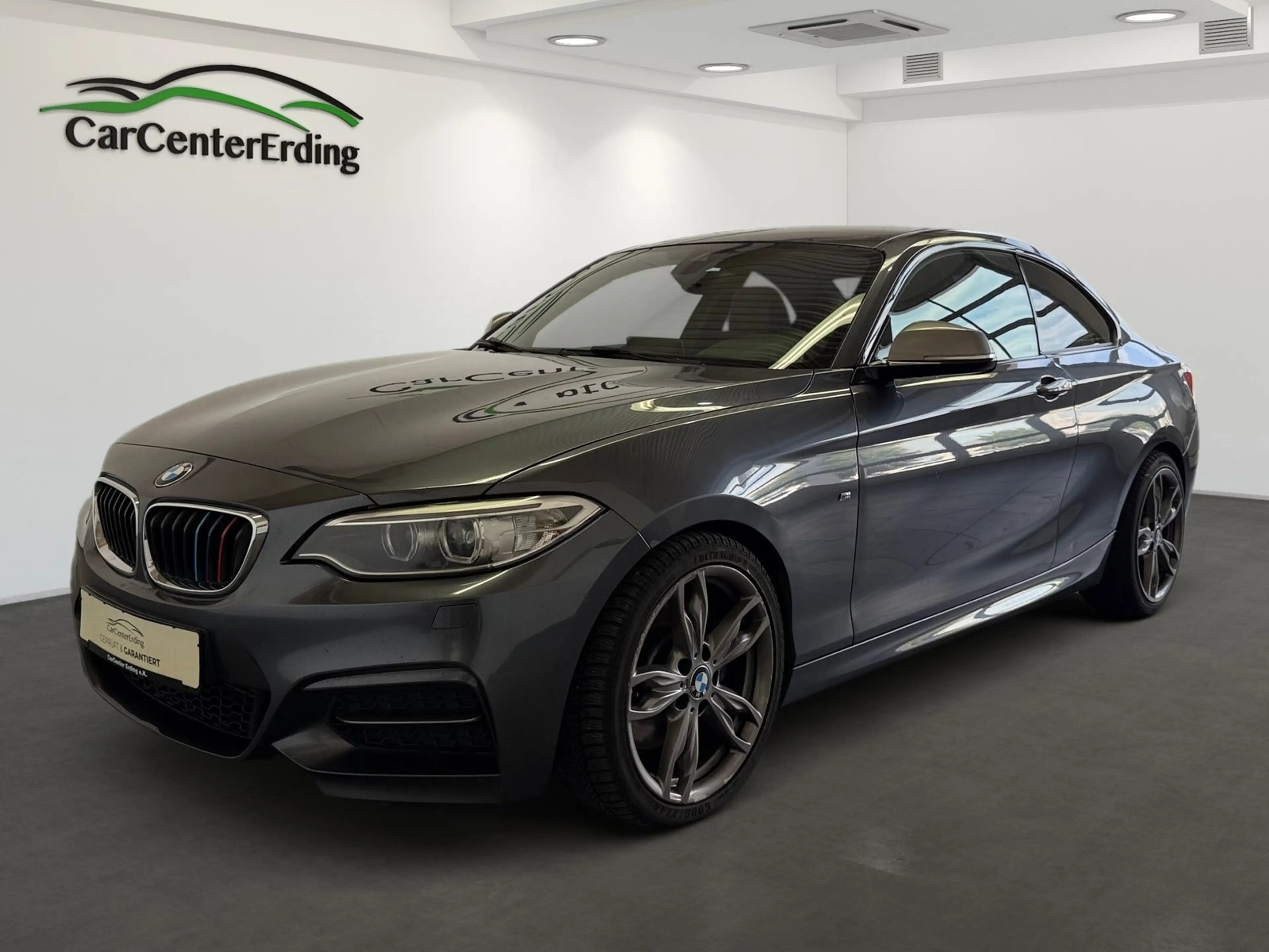 BMW 235 *BiXenon*NaviProf*Leder*H&K*DAB*PDC*SHZ*