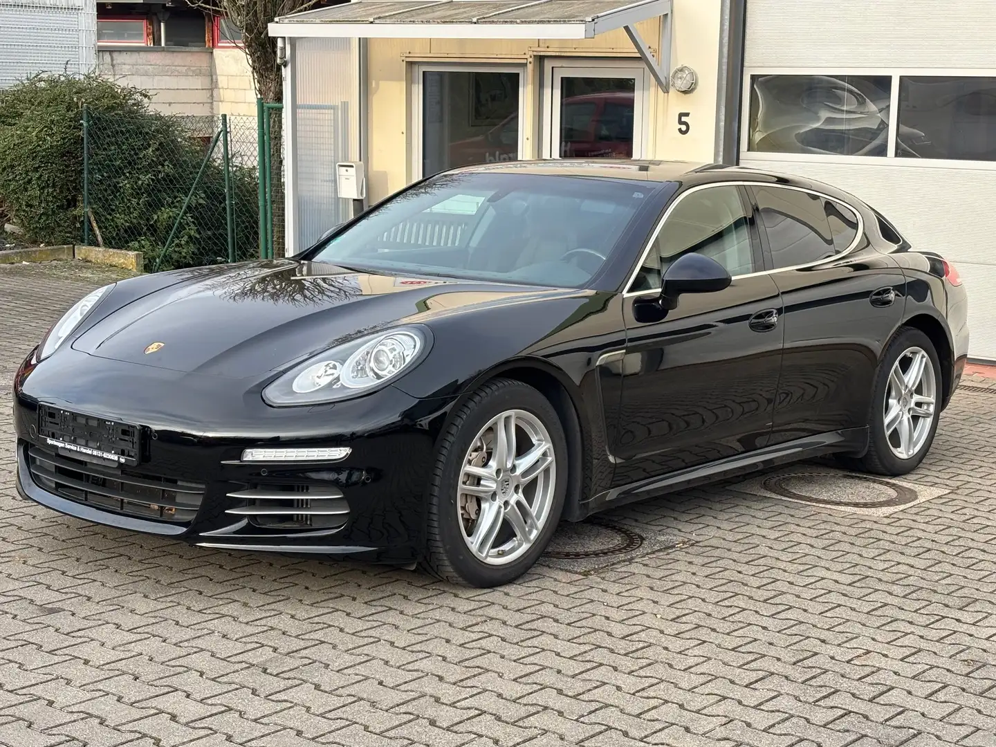 Porsche Panamera 4 S /19"TurboAlu/Bose/Bi Xenon/Luftfederung/MwSt! Schwarz - 1