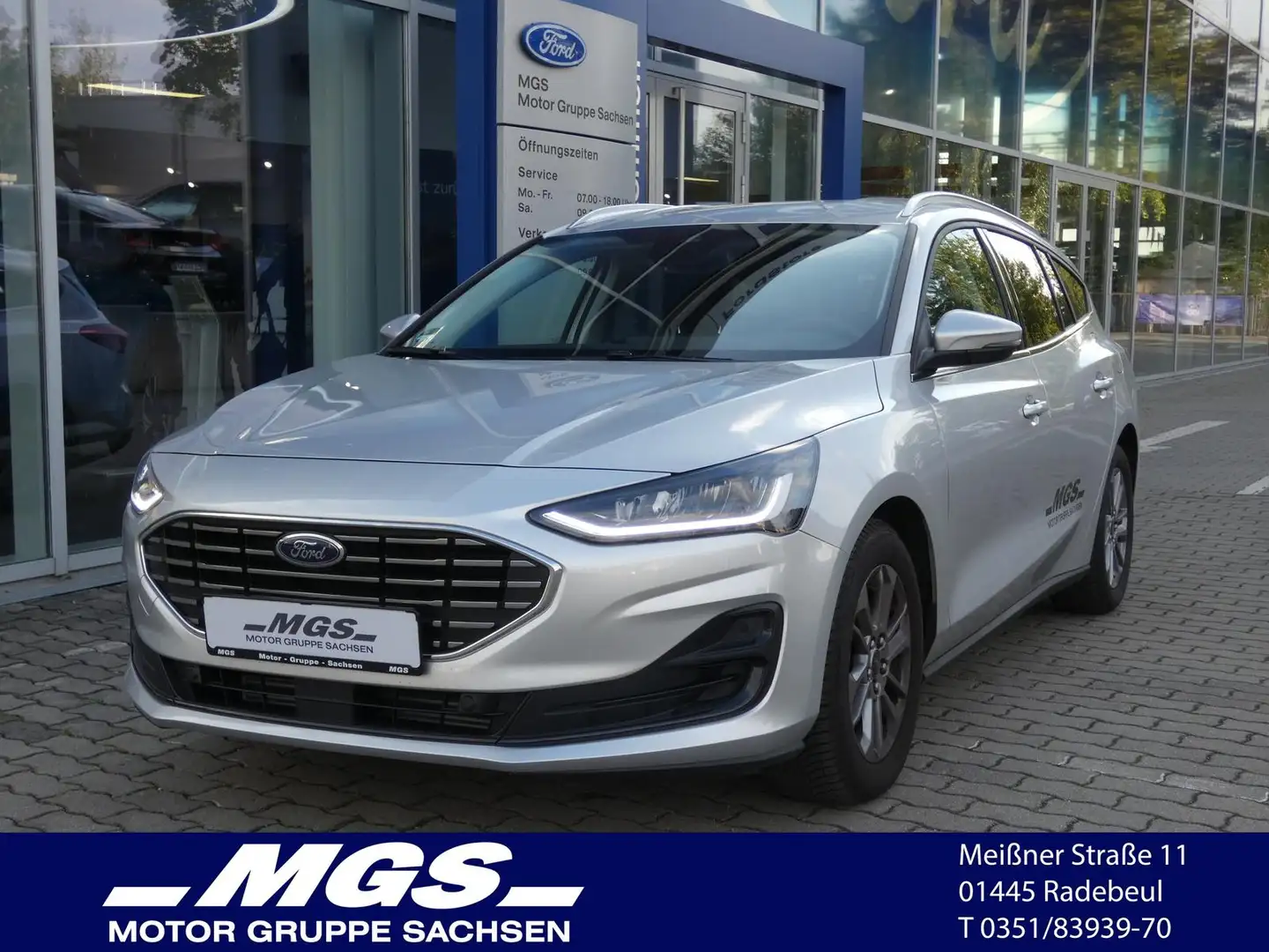 Ford Focus Turnier Titanium Edition #RFK #WINTERPAKET #AWR Silber - 1