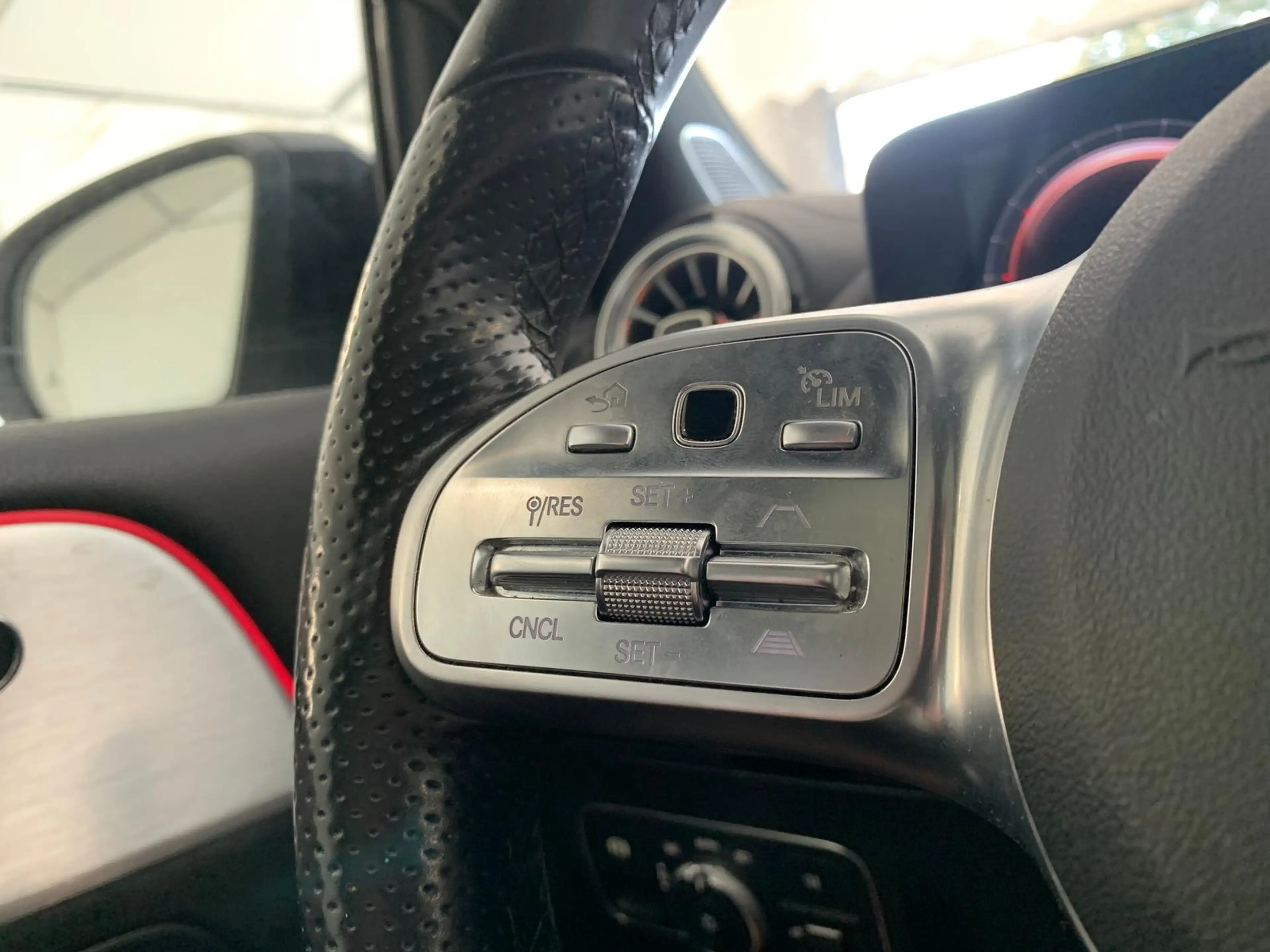 Mercedes-Benz B 250 e AMG DISTRONIC | 360° | MULTIBEAM | WIDE — photo 14
